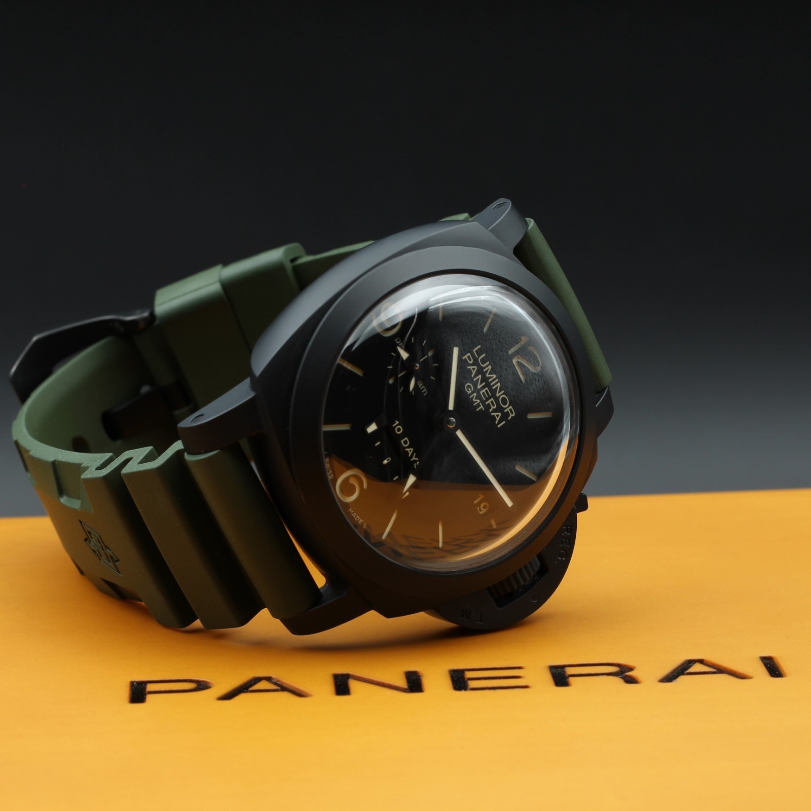 Panerai PAM00335 Ceramic 10 Day Complete Set 3 OEM Straps Box Papers