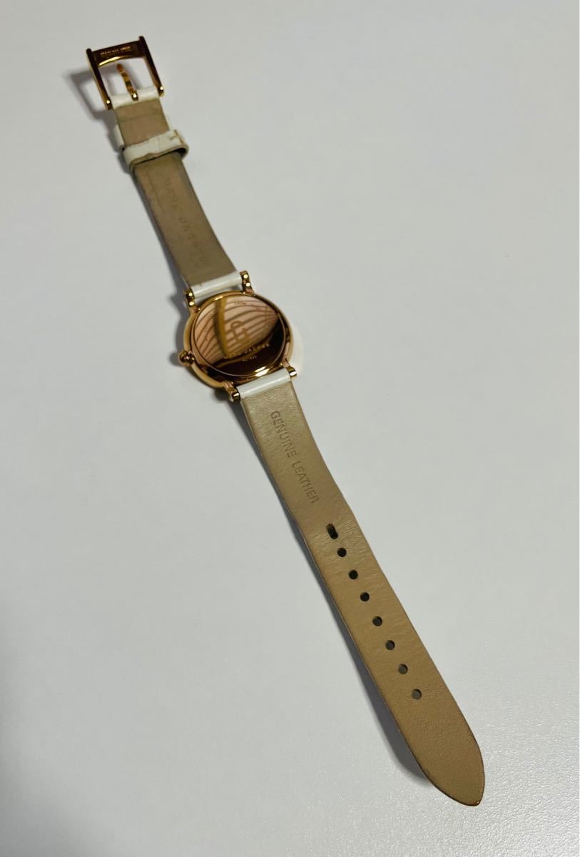 New Battery Excellent Condition Marc Jacobs Classic Cute Flower Design