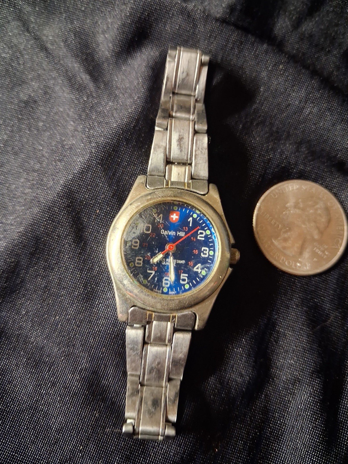 Calvin Hill Men’s Quartz Analog Blue Dial Silver Tone Stainless Bracelet Watch