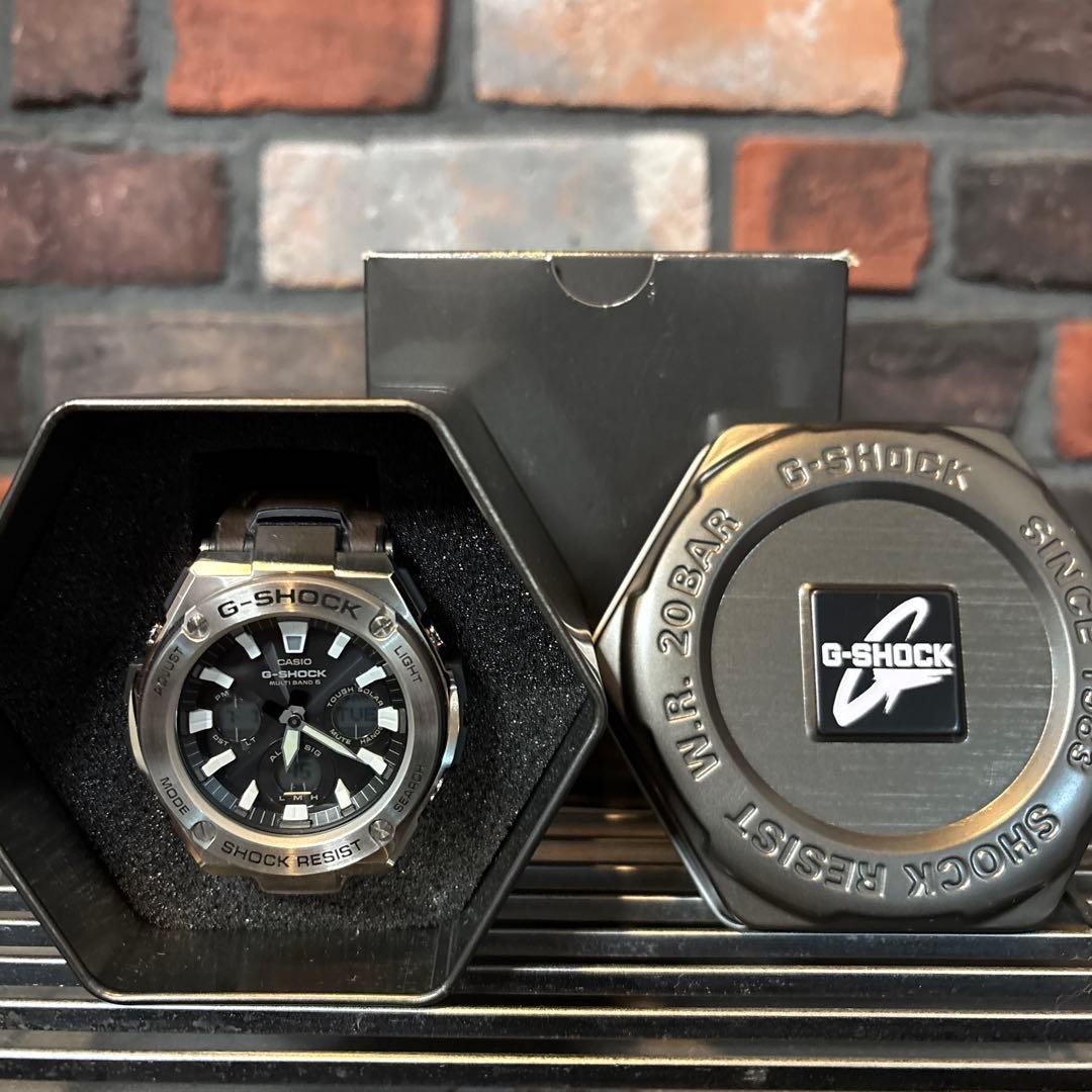 Casio G-SHOCK GST-W130L Radio Solar Watch With Box
