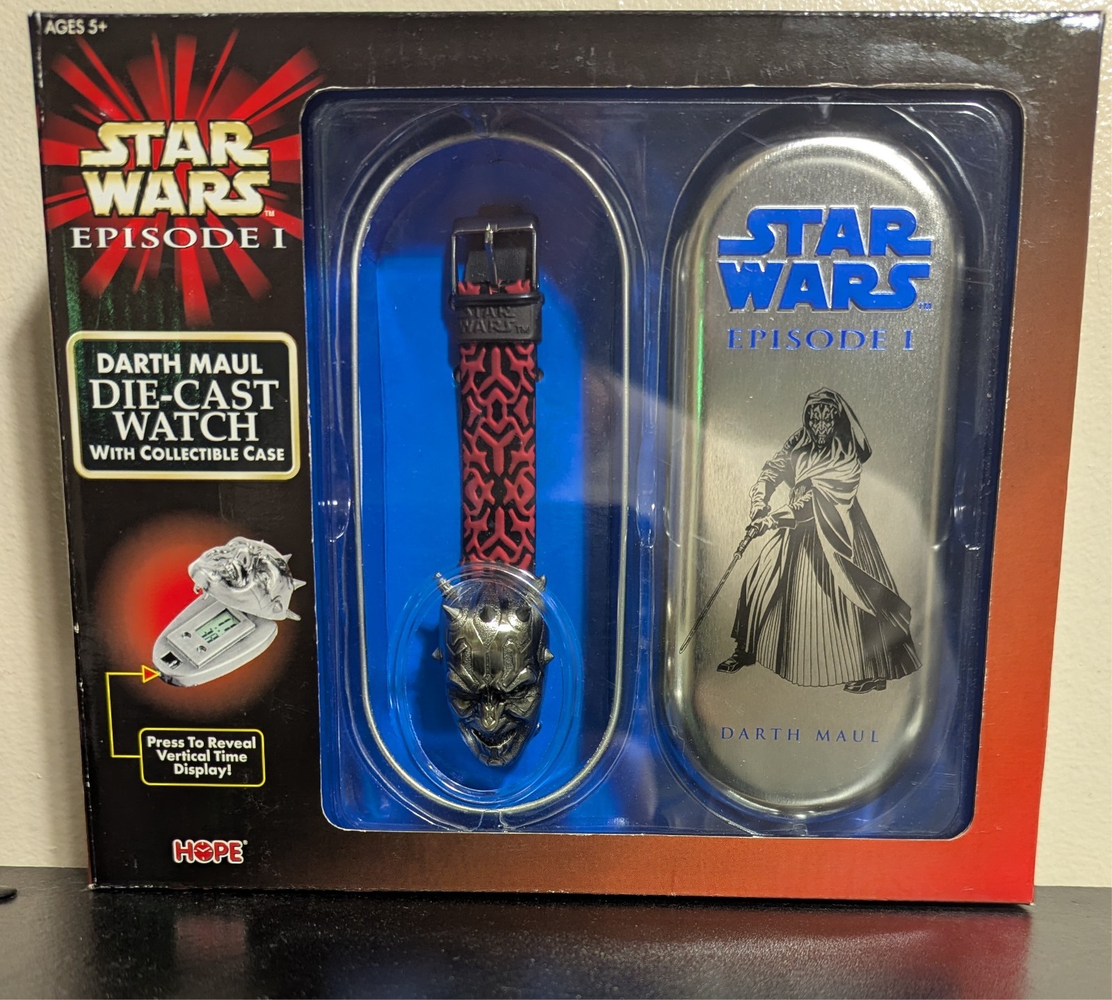 1999 Star Wars Episode 1 Darth Maul Die-Cast Watch w/collectible case No.46301