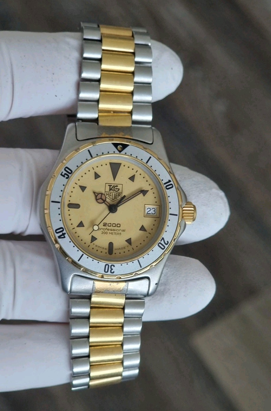 Tag Heuer Mid Size 2000 Mens Watch 2000 Logo Rare Classic FULLY SERVICED + Box