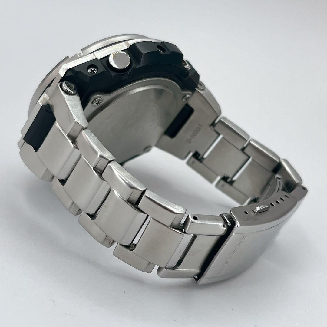 Slightly Damaged but in Good Condition G-Shock GST W110D Tough Solar Men’s wrist