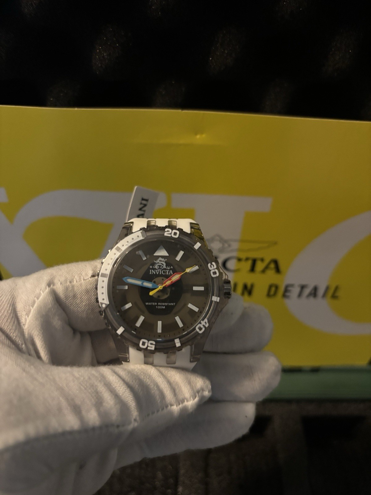 Invicta Pro Diver Men Quartz Black Dial White Silicone Strap 44mm 100m w/ Box
