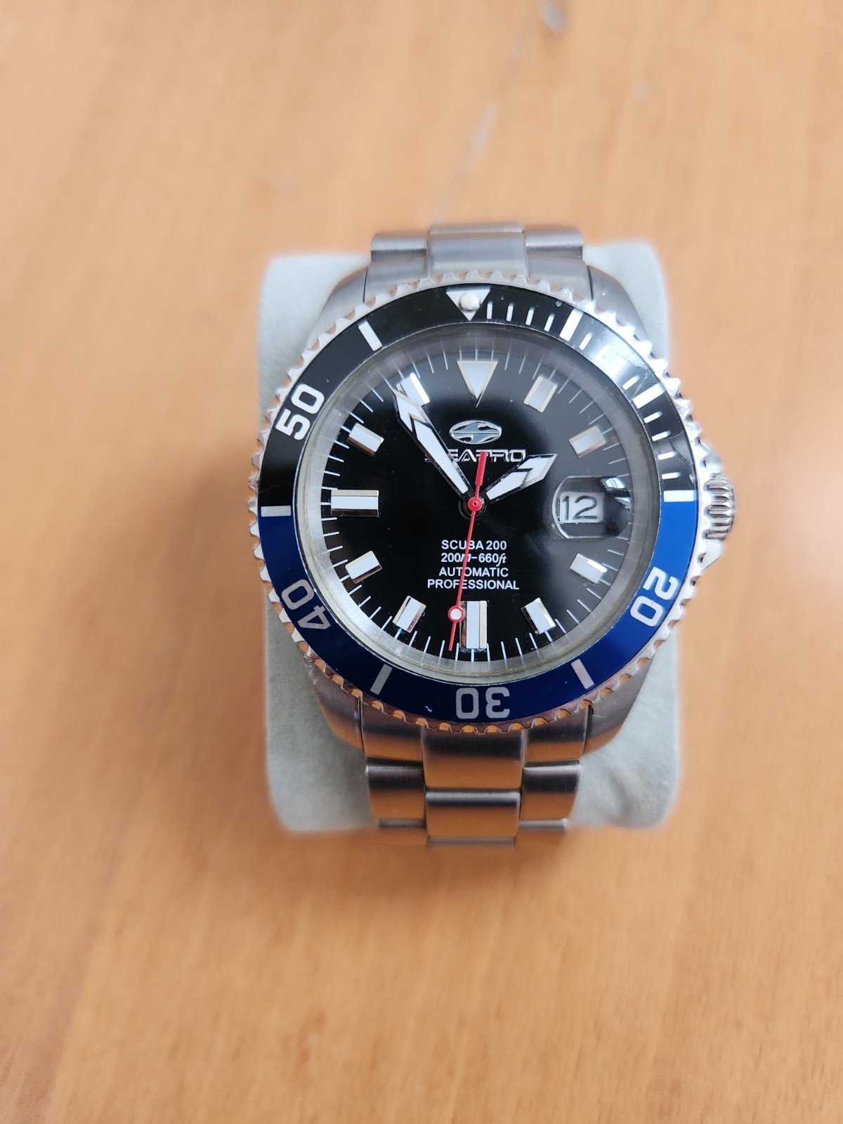 seapro mens scuba 200 Black Pepsi