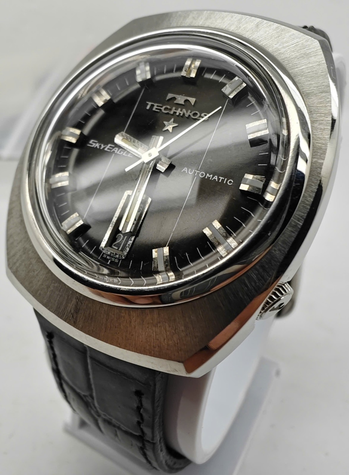 Vintage Technos Sky Eagle Automatic 2630 Day-Date Stainless