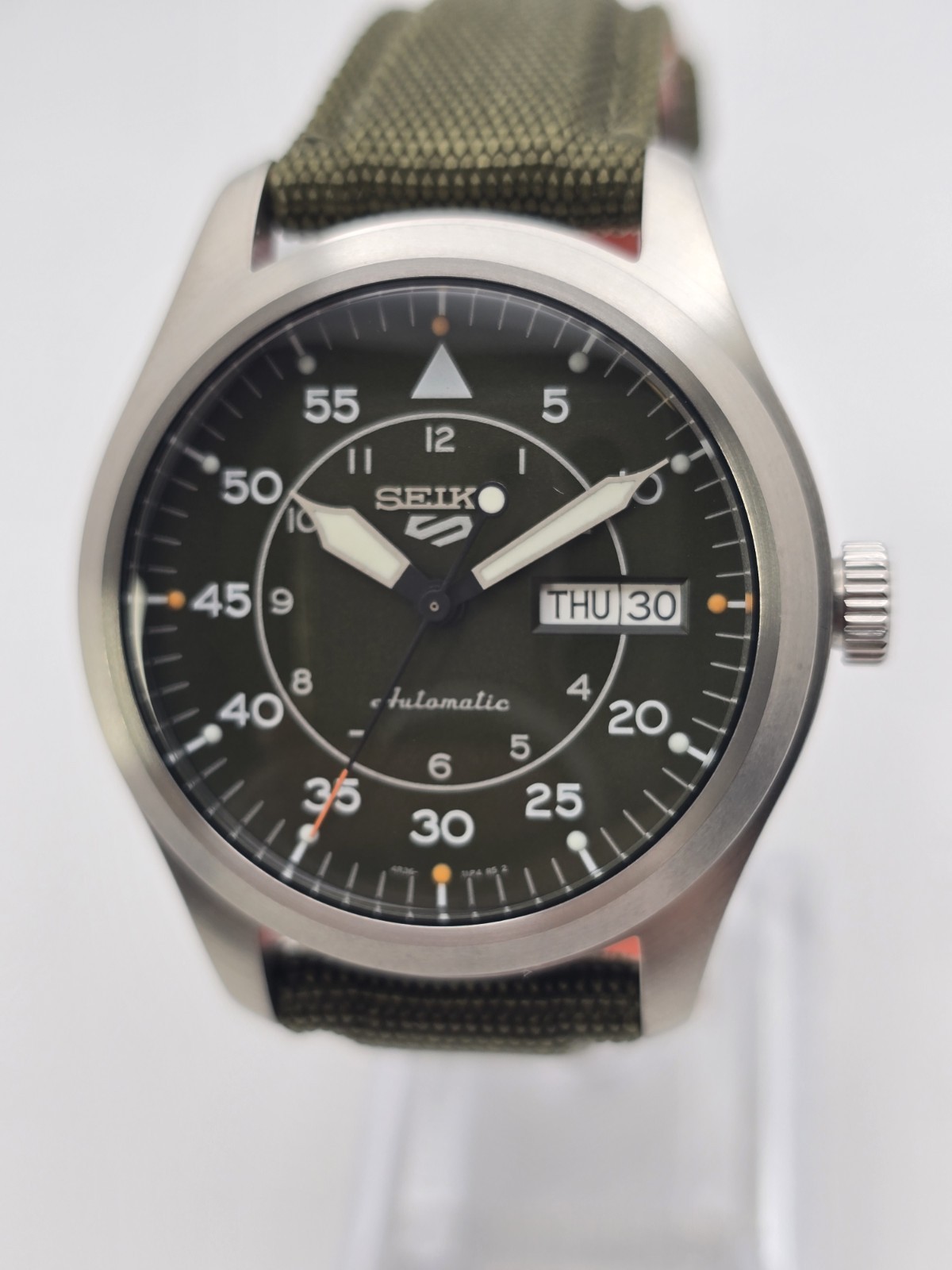Seiko 5 Sports SRPH29K1 Field Automatic Green Dial Men’s Watch – new in box