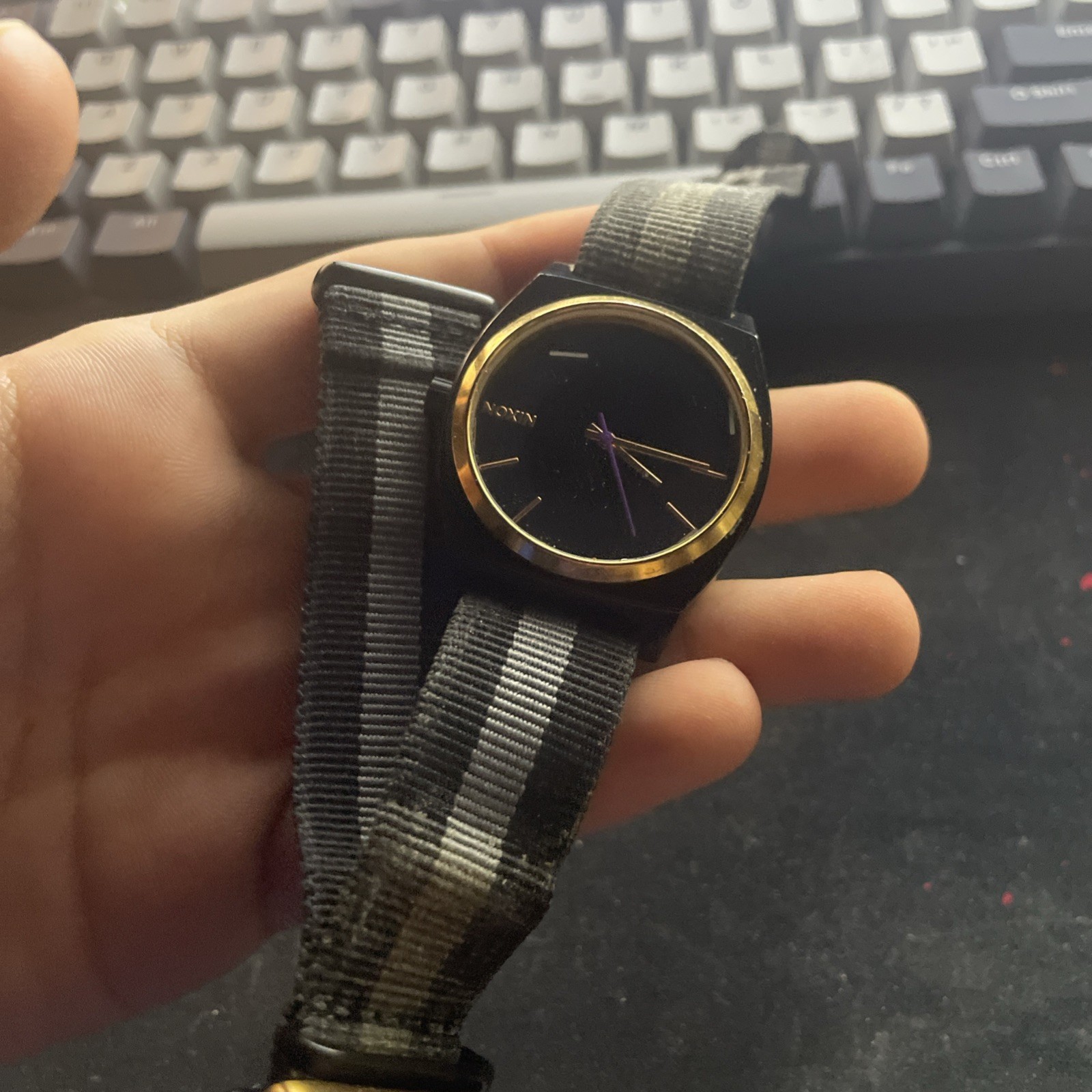Nixon Minimal Time Teller [Dead Battery/As Is]