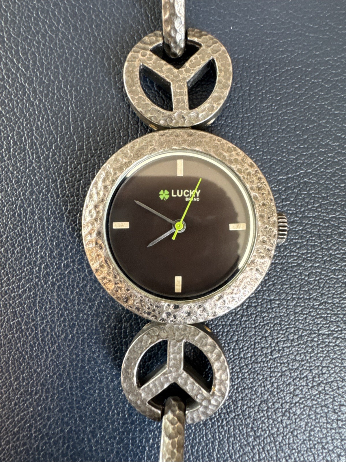 Lucky Brand Watch Peace Sign Needs Battery 6.25″ Womens 32mm Hammered Metal