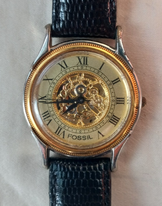 Fossil SK-5119 Wristwatch VTG 1995 Needs Battery Good Used Cond Original Tin