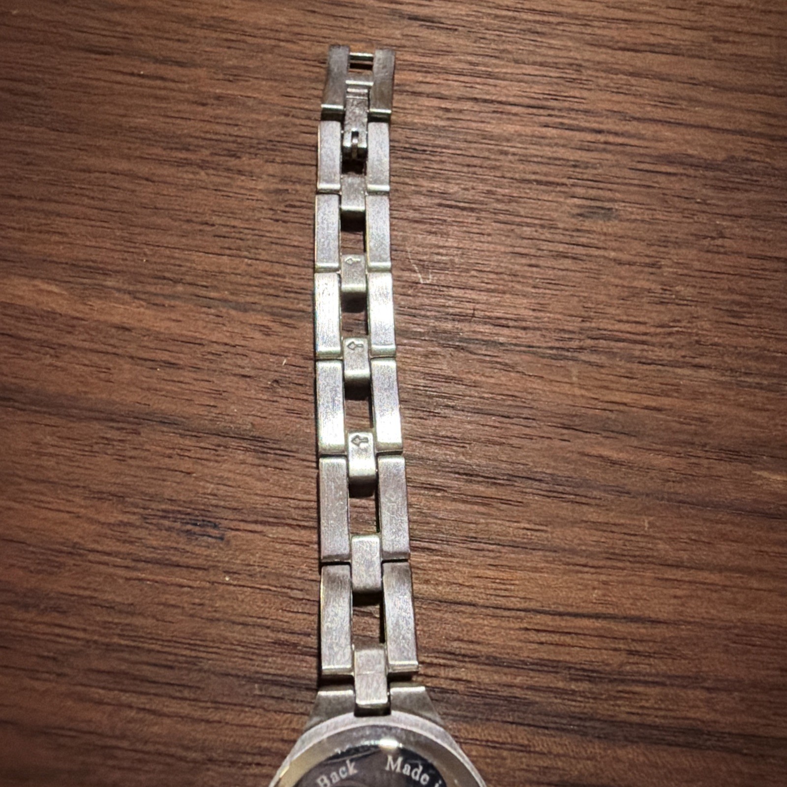 Kim Rogers Classy Silver Toned Bracelet Link Band Wristwatch needs new battery