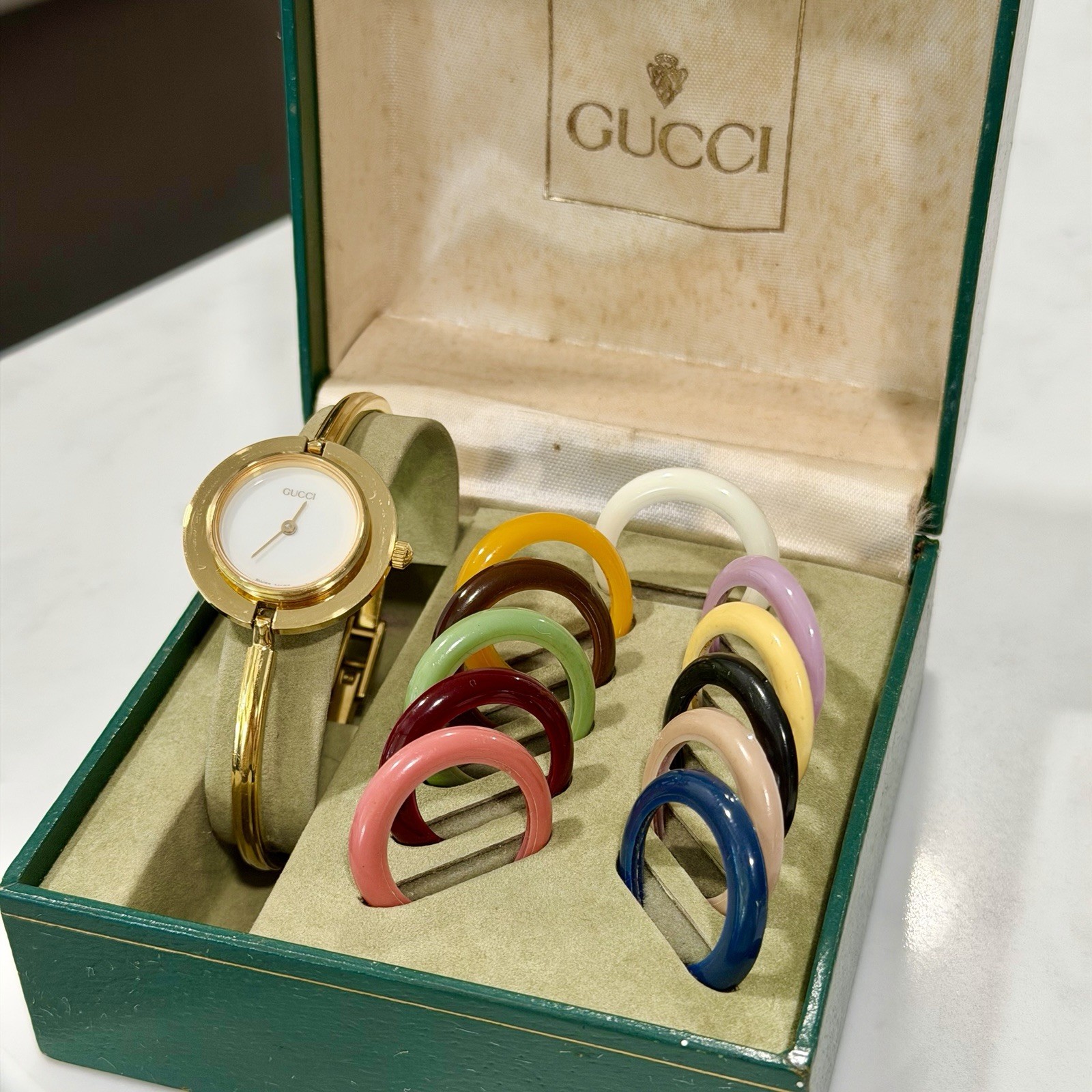 VTG Gucci Change Gold Tone Bangle Watch Quartz w/ Interchangeable Bezels W/ Box!
