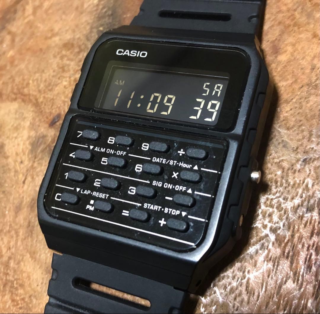 [Back to the Future Model] [CASIO] Calculator-equipped wristwatch “Databank