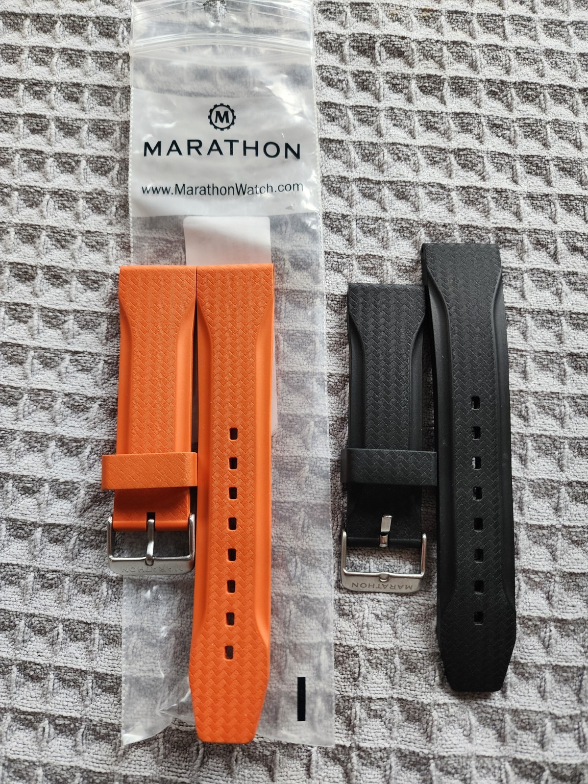 Marathon JDD 46mm Automatic w/ 2 Additional Marathon Straps, Box And Papers