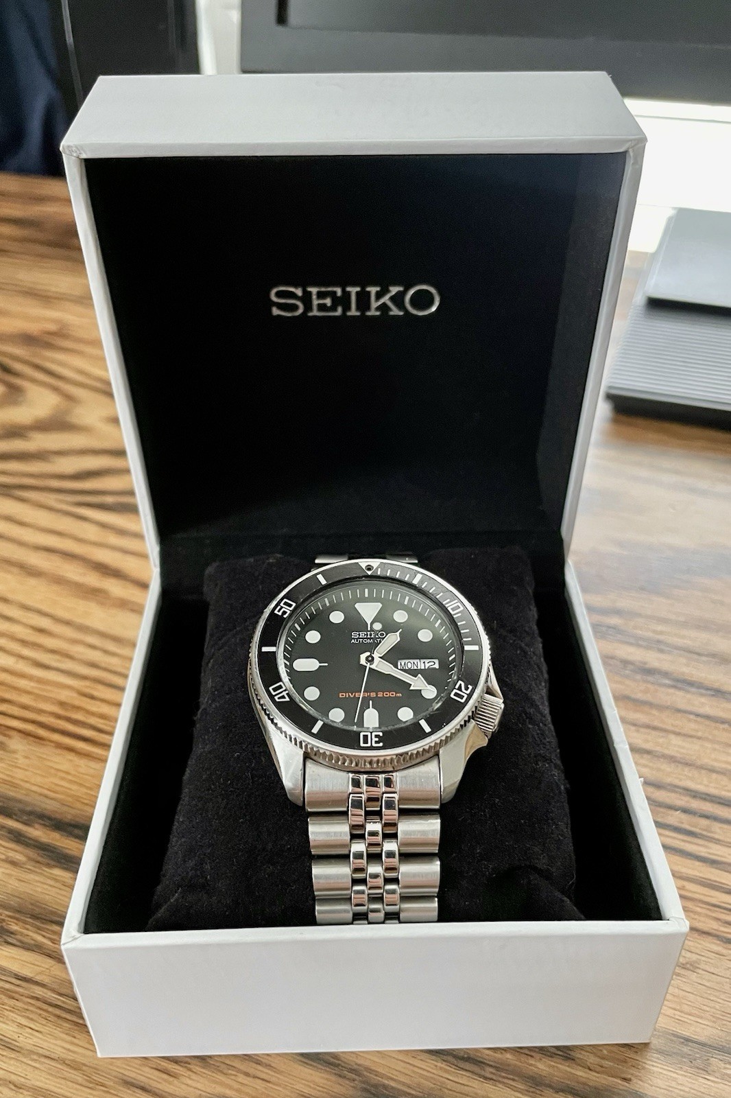 Seiko SXK007 Automatic Dive Watch Stainless Steel – Black Dial Jubilee Bracelet
