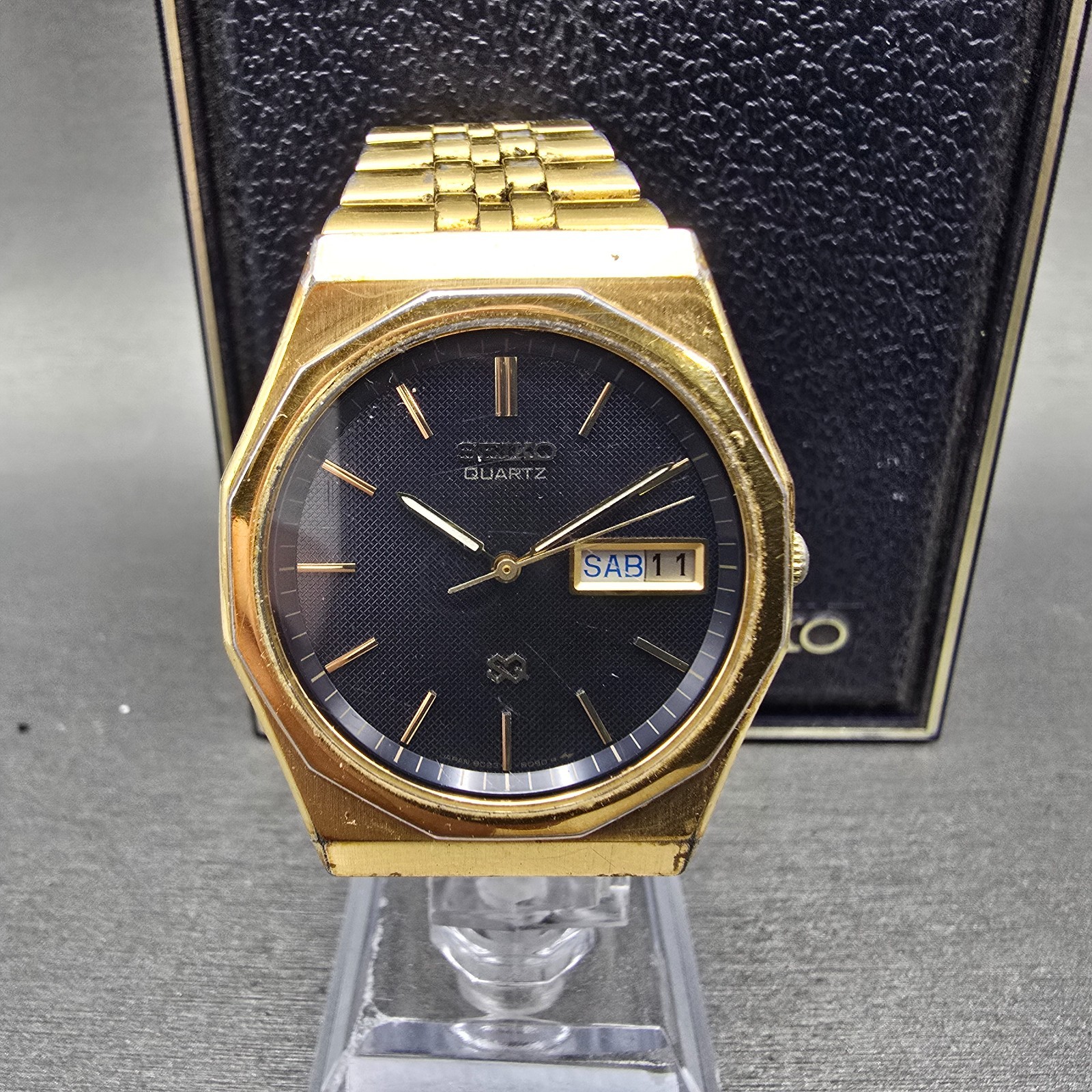 Seiko SQ Watch Men 33mm Blue Dial Gold Tone Daydate Vintage 8C23-6059 NewBattery