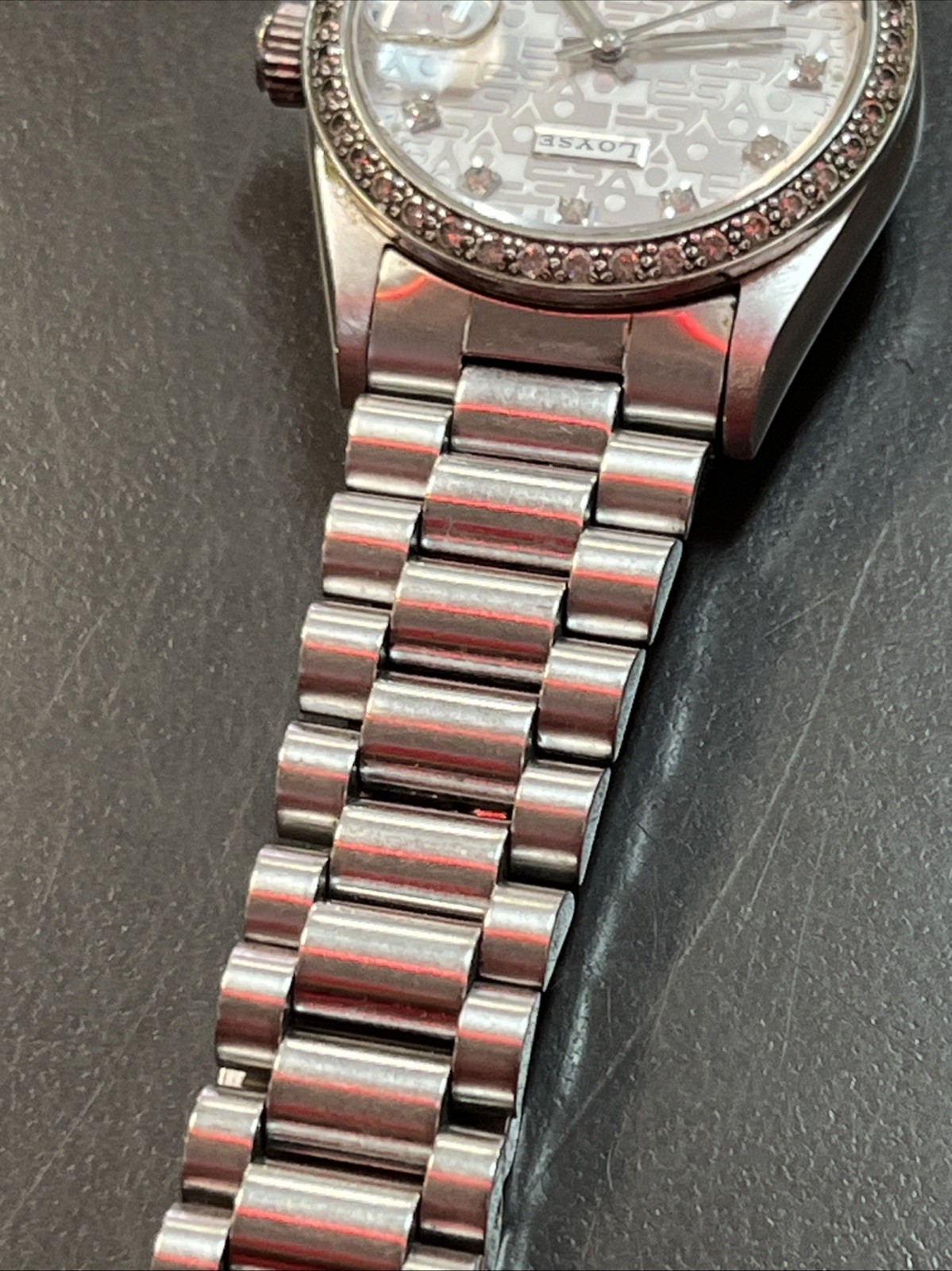 Loyse Chronometer 25 Jewels Automatic Sapphire Swiss 2671 Date