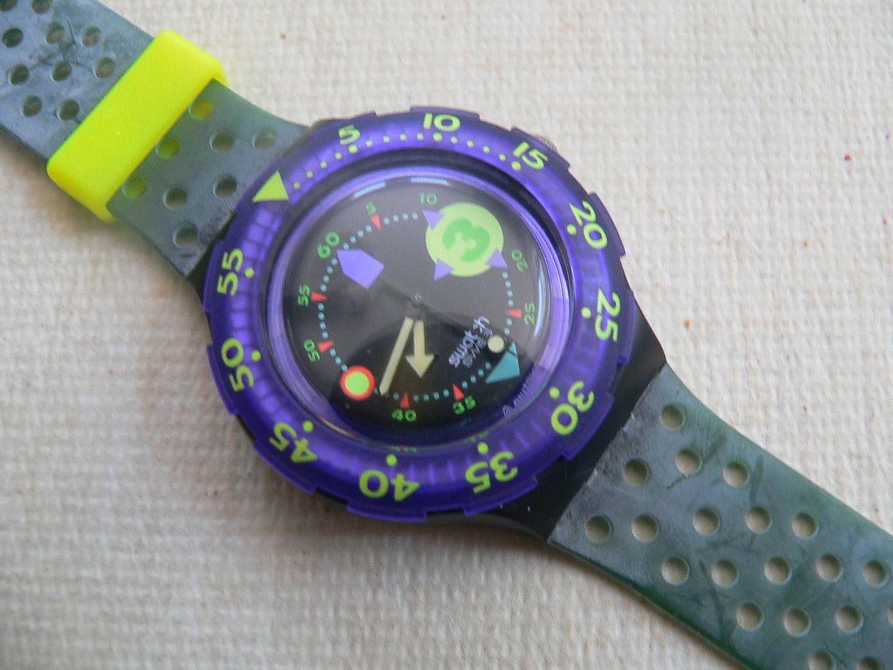 1992 Scuba 200 Swatch Watch Captain Nemo Non working for collection