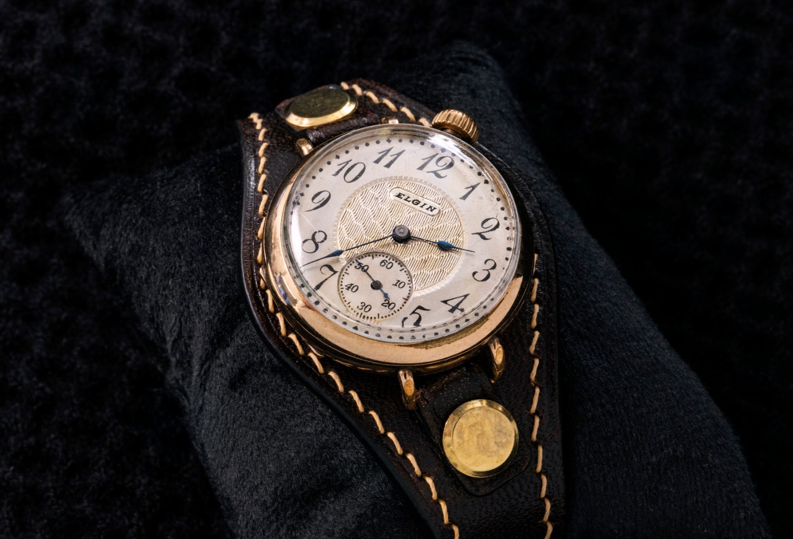 1913 Elgin Trench Watch – Rose Gold Filled – Engine Turned Dial – WW1 – Running