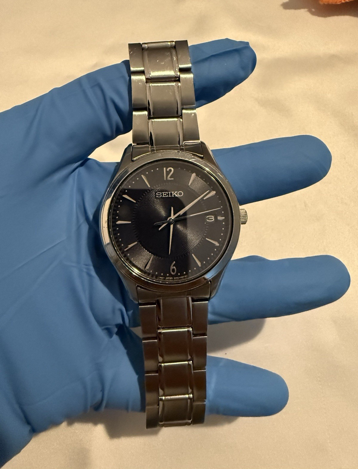 Seiko Men’s Quartz Sapphire Dress Watch – SUR419