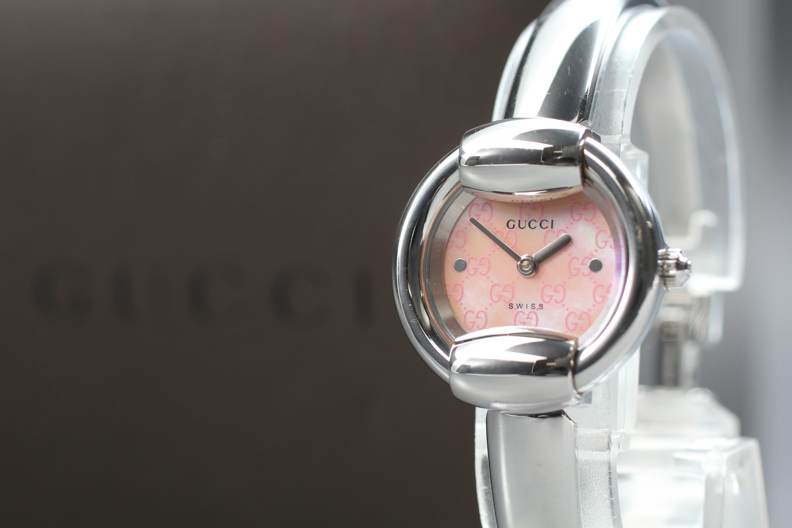 [Near MINT w/Box] GUCCI 1400L Silver Pink GG Dial Quartz Women’s Vintage Watch