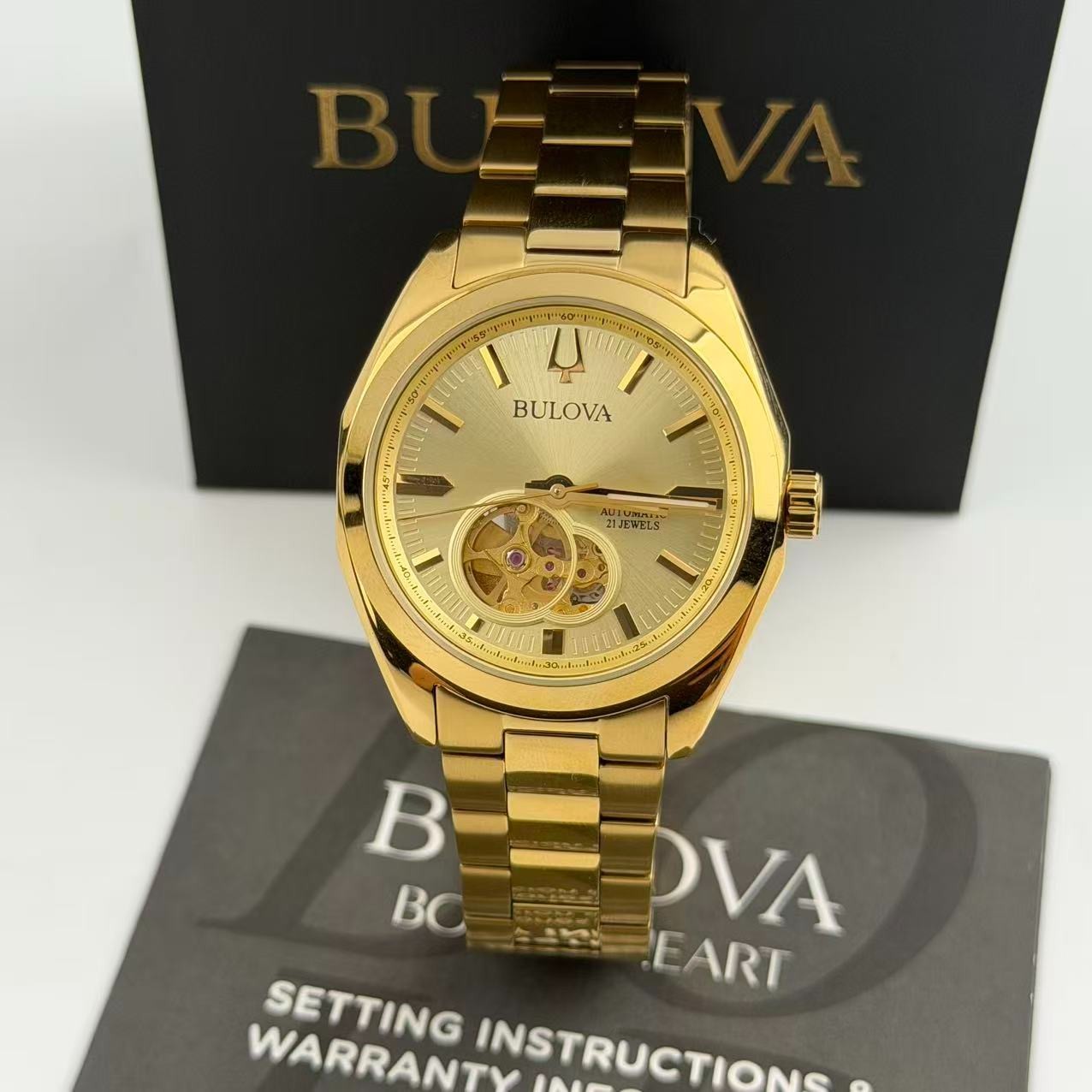 Bulova Surveyor 97A182 Men’s Automatic Watch Gold Tone Dial Stainless Steel 39mm
