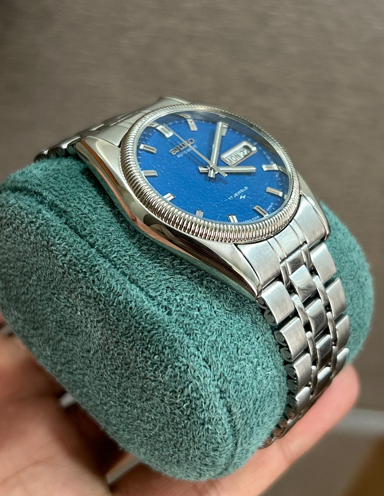 Seiko 5 Automatic Blue 💙 Red Dial Mens Watch Japan Made 6309