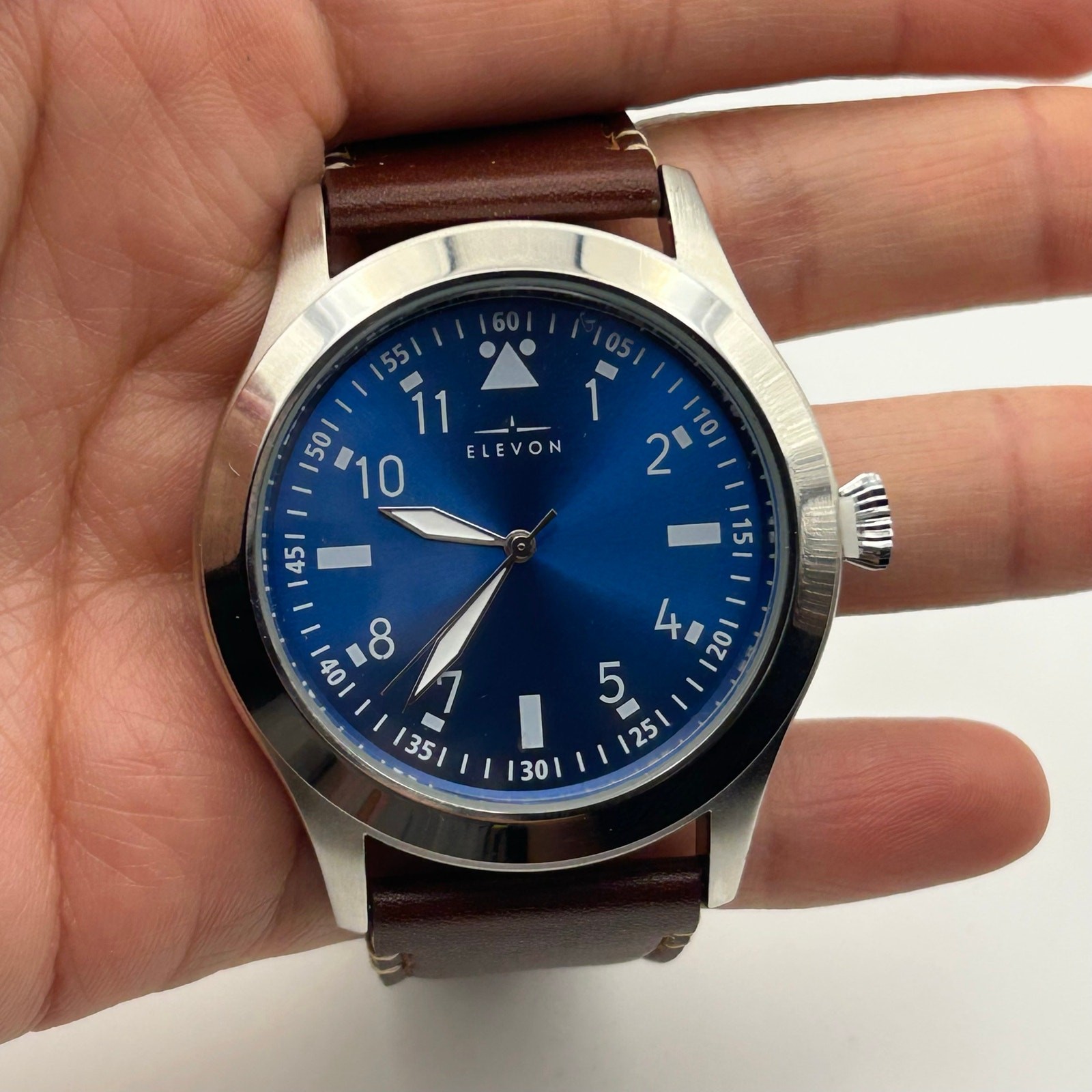 Elevon Silver-tone Case Blue Dial Brown Leather Men’s Watch Working New Battery