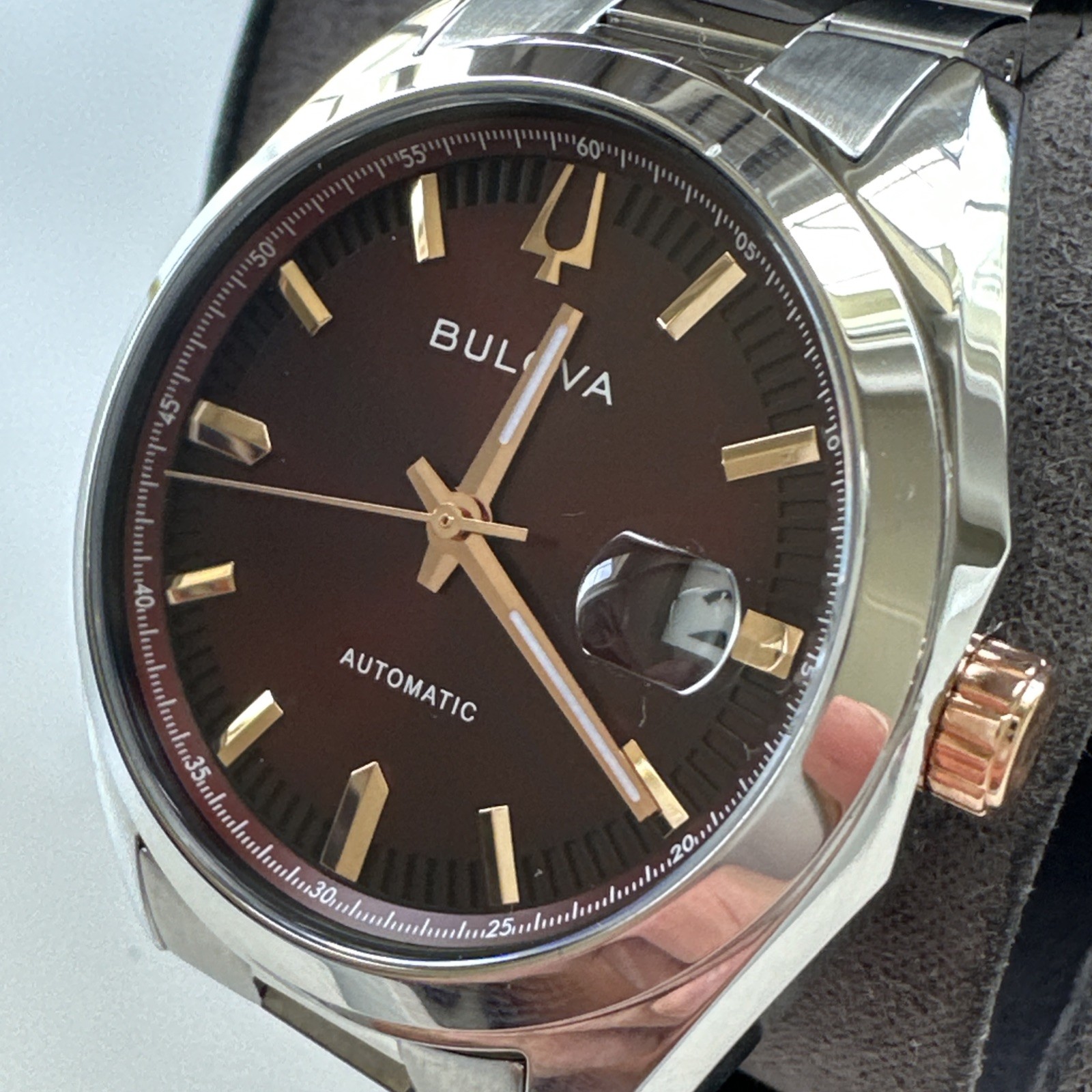 Bulova Mens Classic Calendar Automatic Silver Stainless Steel Watch 39 MM 98B422