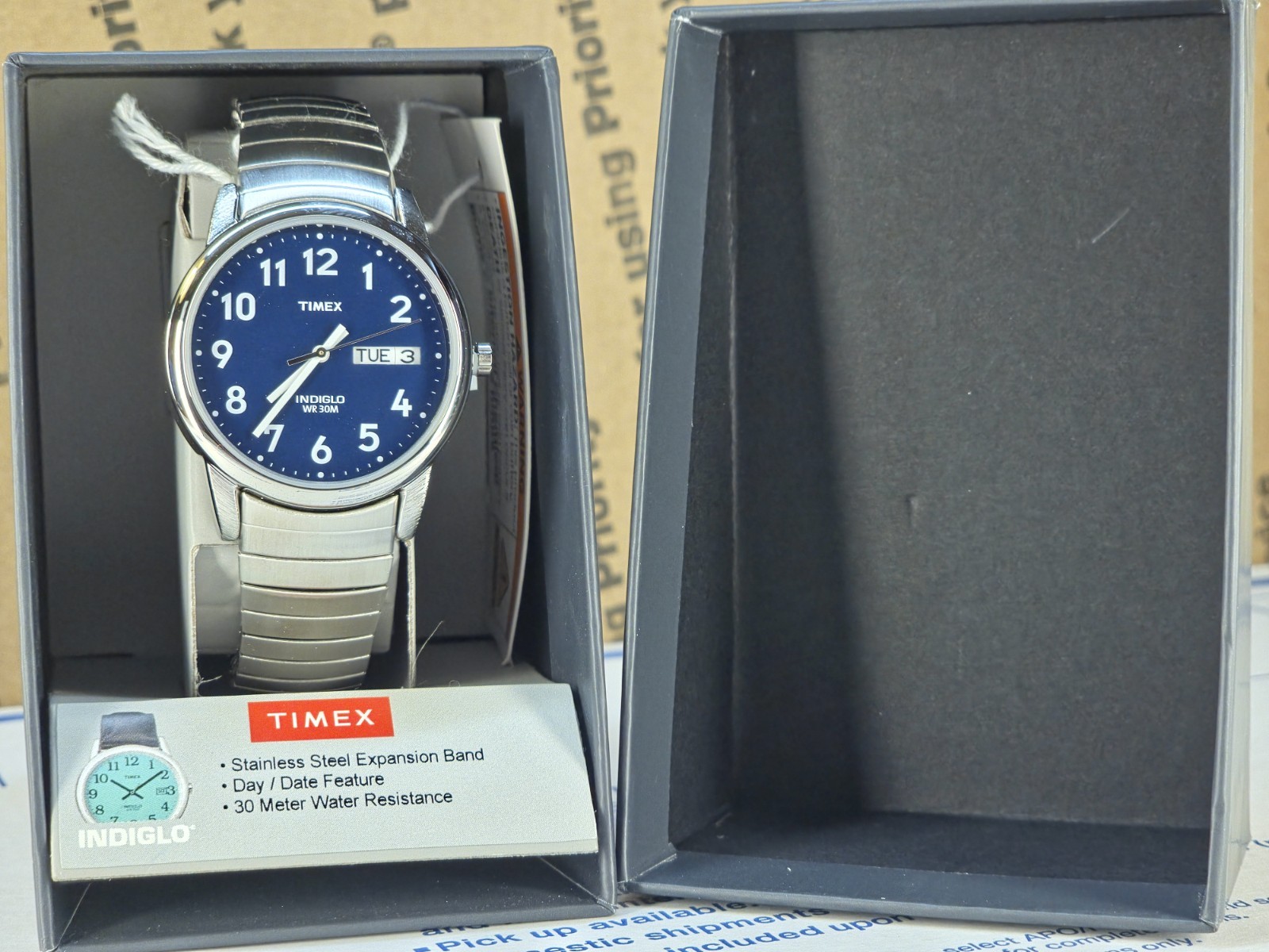 Timex T20031, Easy Reader, Men’s, Silvertone Expansion, Indiglo, Day/Date, NEW