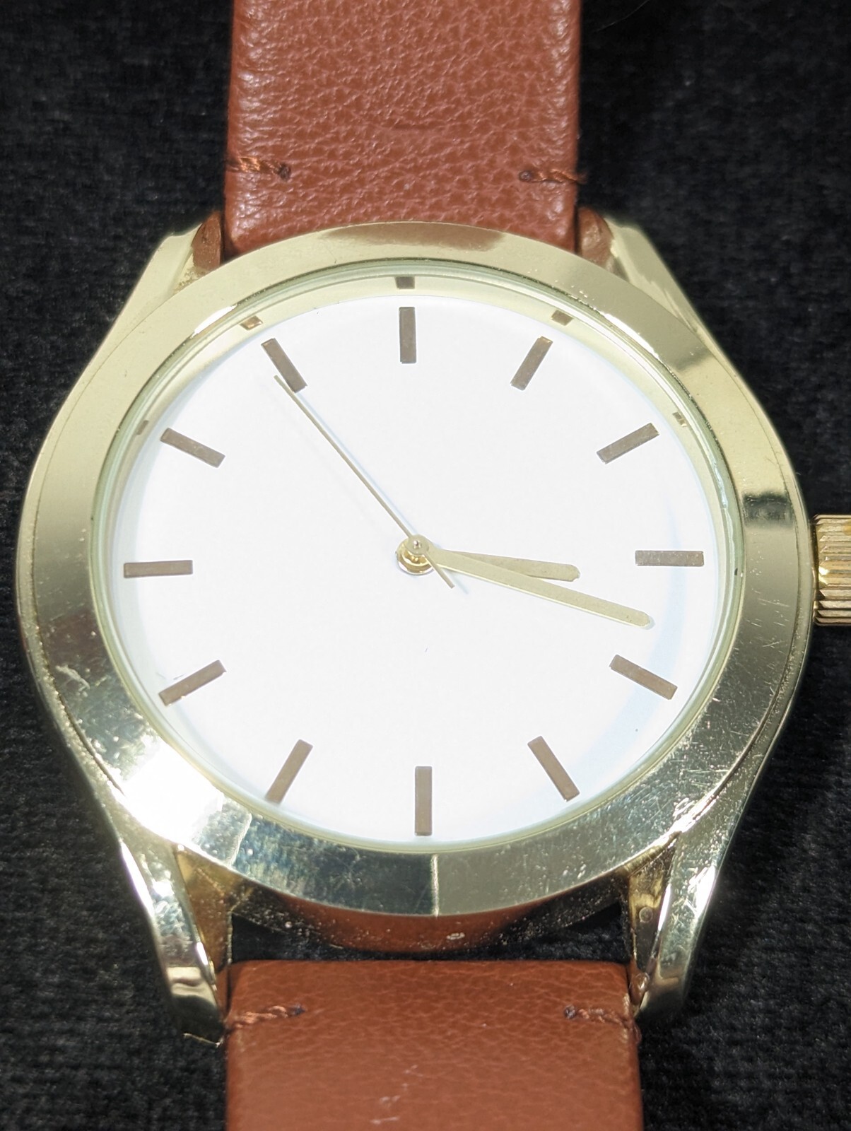 Womans White Dial Round Gold Tone Case Brown Faux Leather Band Watch 7.5 in