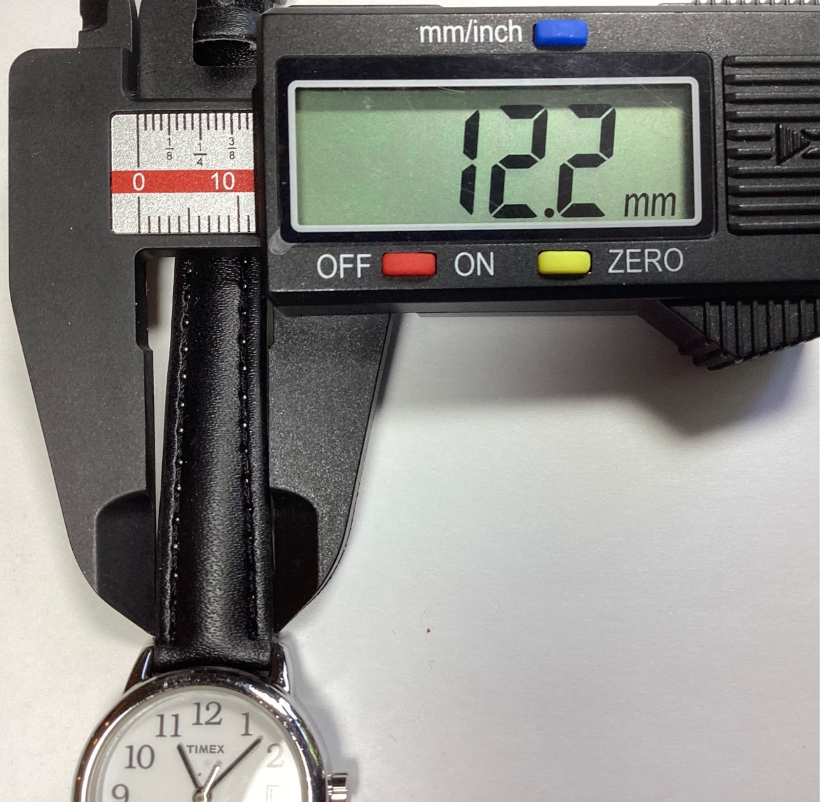 Timex Indiglo Easy Reader Watch Silver White Black Leather Date WR New Battery