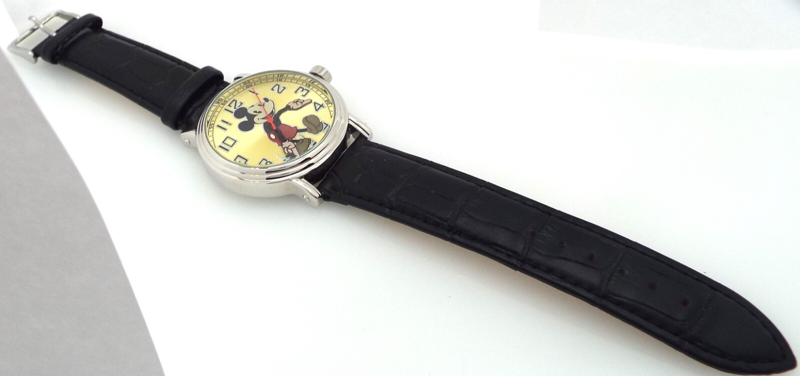 EWatchFactory – Disneys Mickey Mouse – Quartz – Mens Watch ~#6938