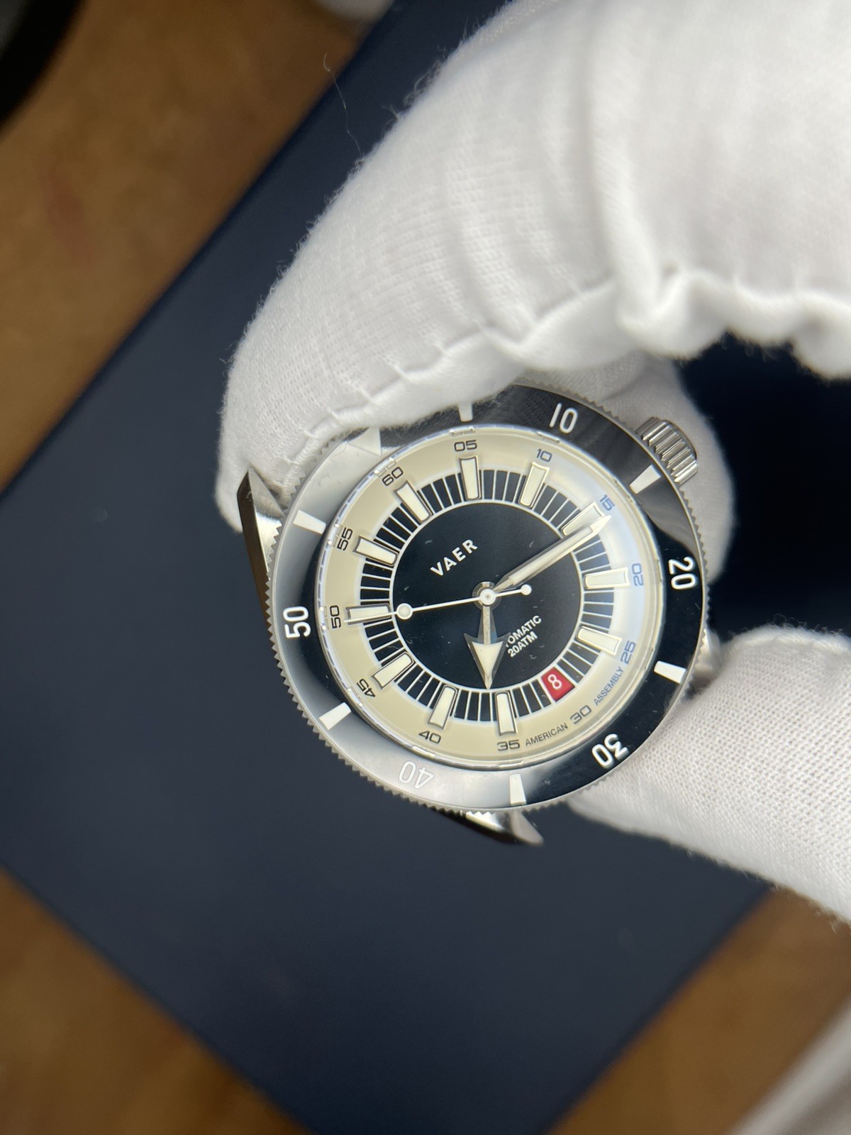 Vaer Tropic Watch