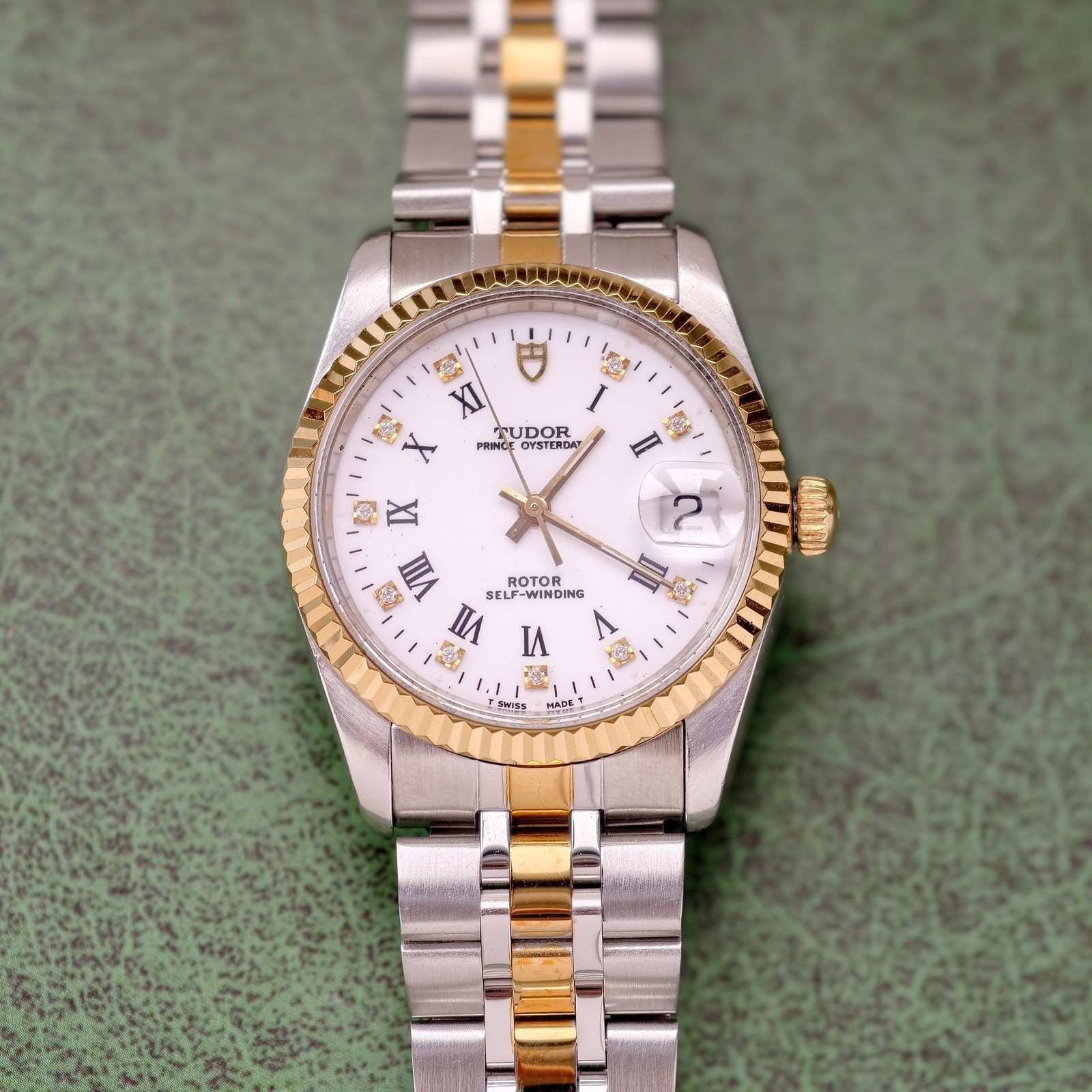 Tudor White 10-Diam Roman Dial Prince Date 74033 Men’s Watch Automatic 34mm