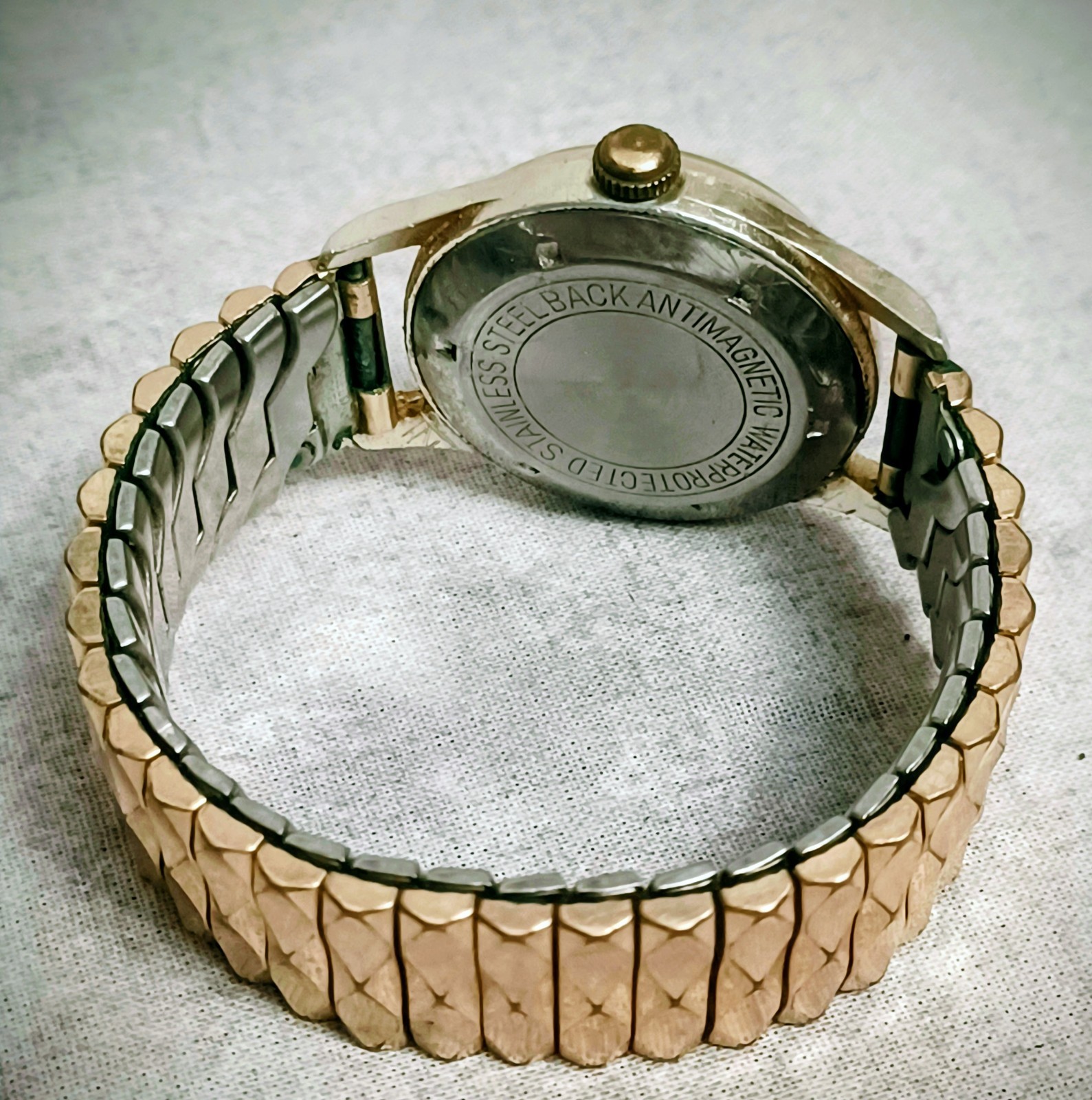 VTG Selecta De Luxe 17 Jewels Automatic Watch runs waterproof anti-magnetic