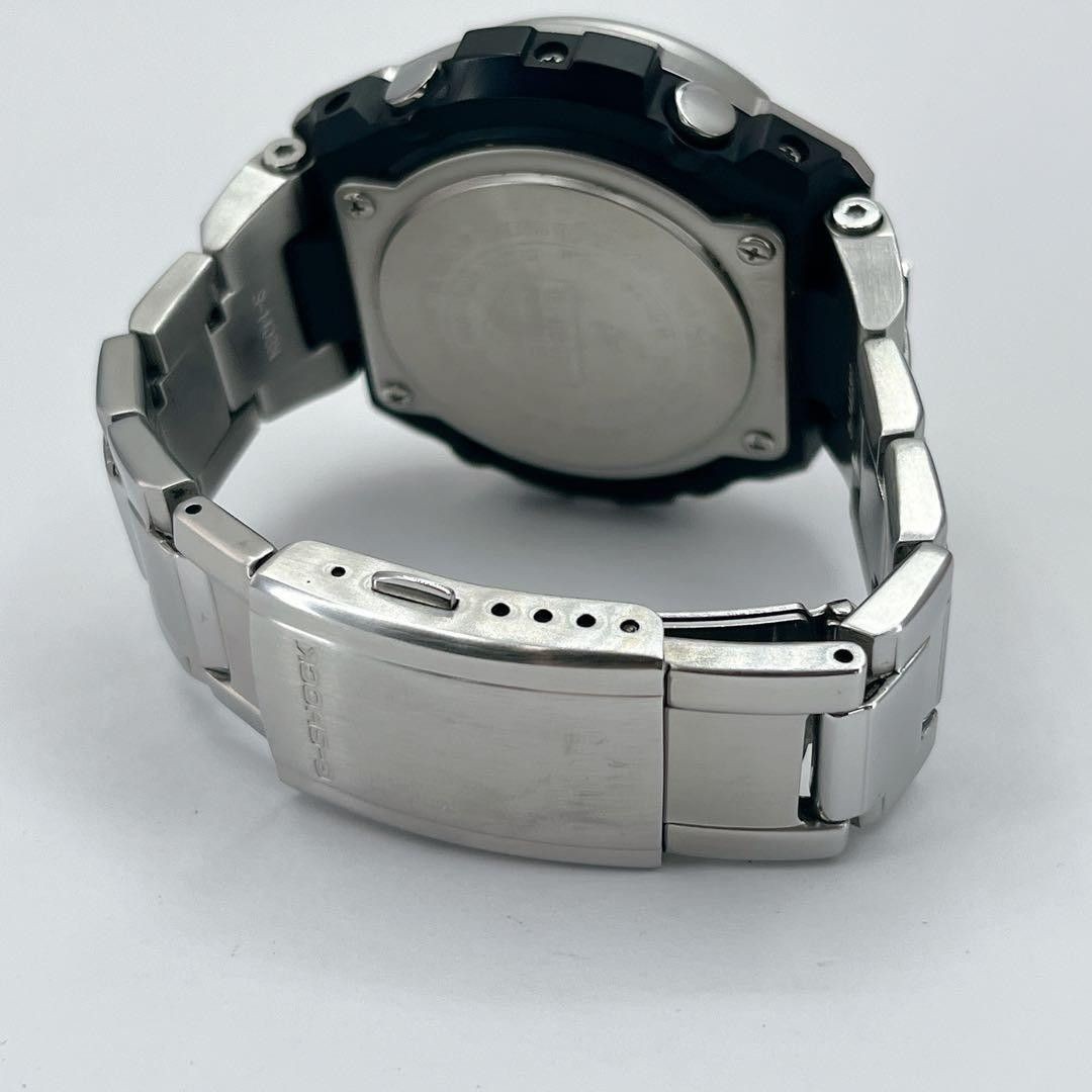 Slightly Damaged but in Good Condition G-Shock GST W110D Tough Solar Men’s wrist