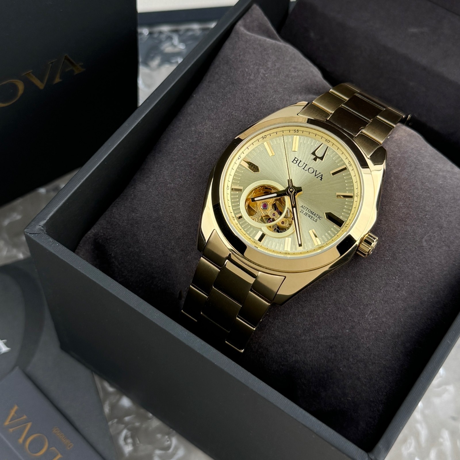 Bulova Classic Surveyor Automatic Champagne Dial Men’s watch 97A182