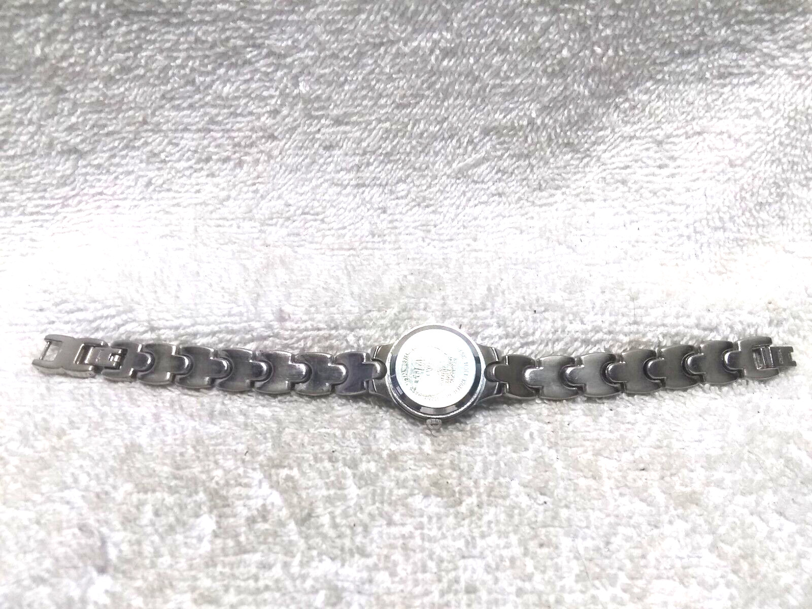 LA Express Quartz Watch Silver Dial Bracelet Band Date Indicator New Bat Works
