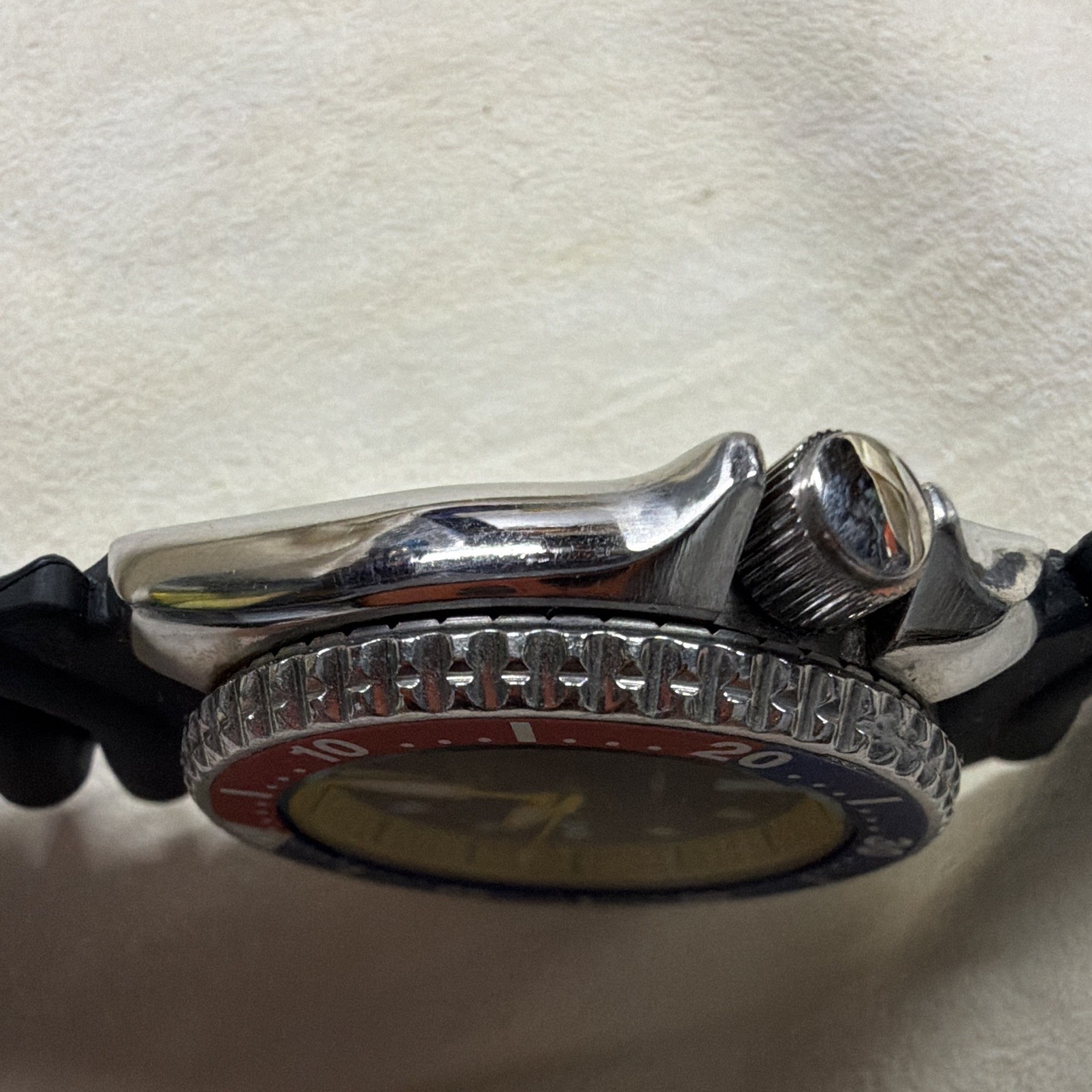 Seiko Automatic Diver 150m Date Pepsi Bezel Black Dial Rubber Strap