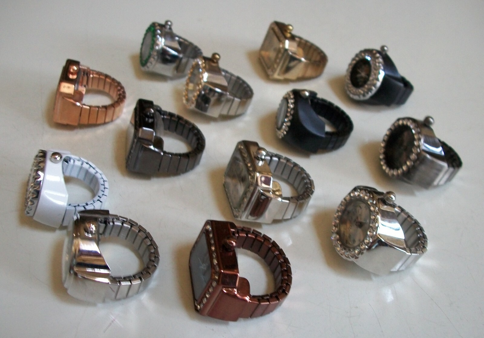Women’s Assorted Finish Plain/Rhinestones Fashion Stretch Band Casual Ring Watch