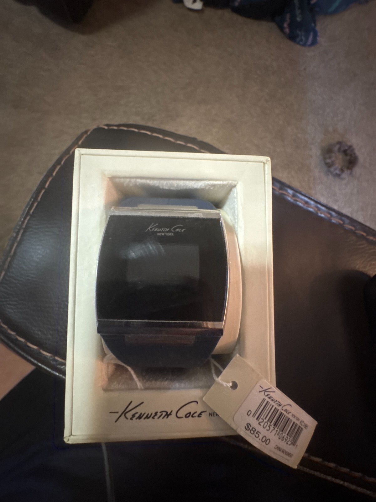 Kenneth Cole New York KC1738 Mens LCD Digital Quartz Watch Leather Band