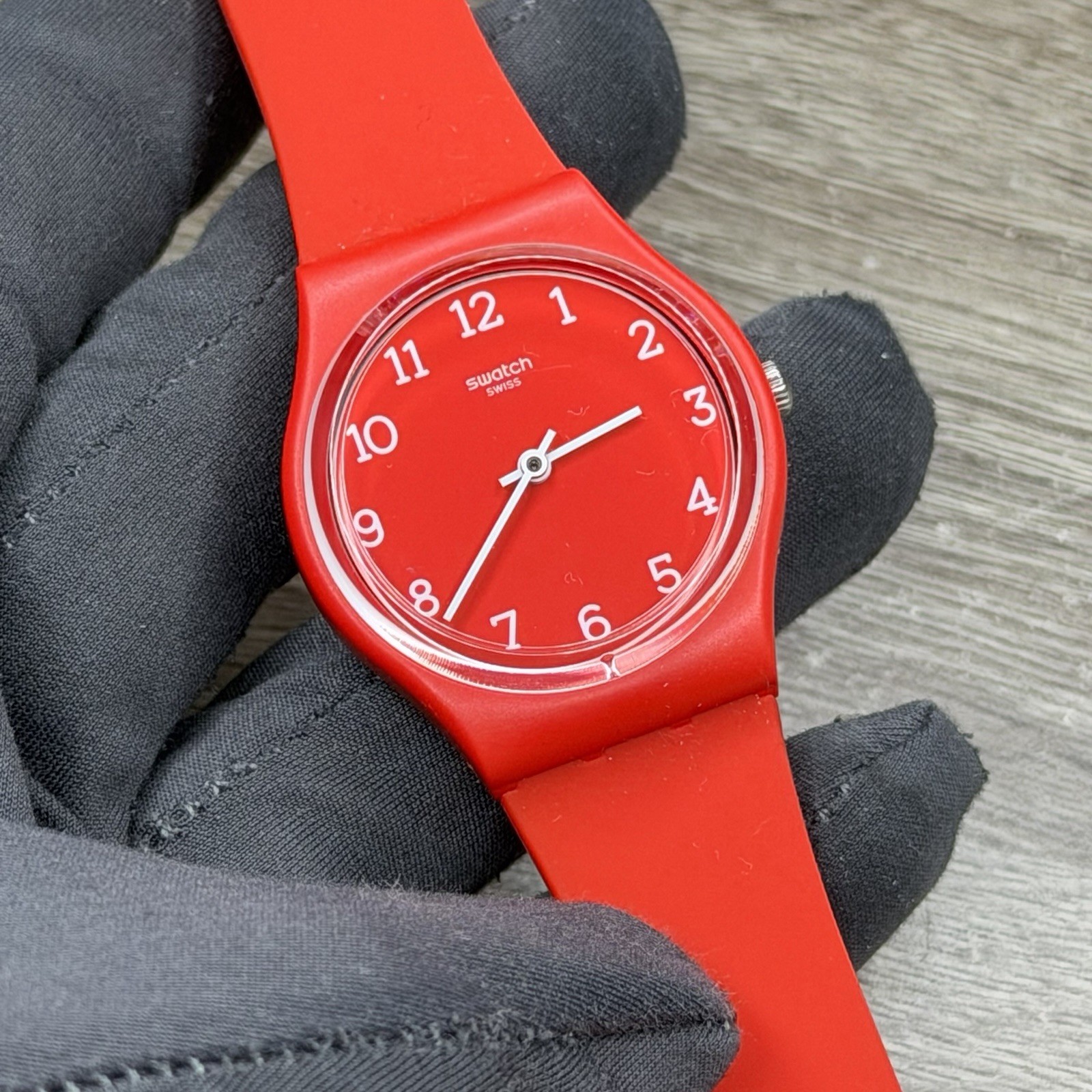 NEW✅ Swatch SUNETTY Red Silicone Number Dial Women’s 34mm Watch GR175