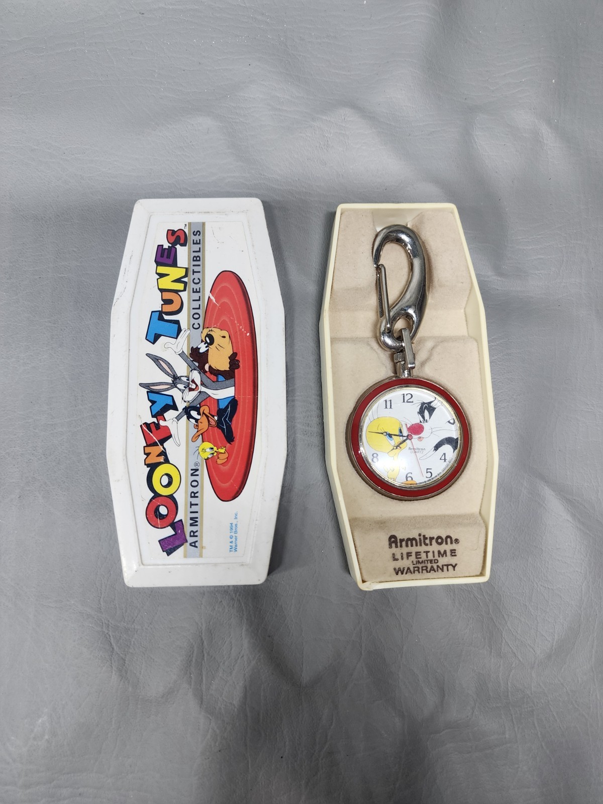 Needs Battery – Armitron Looney Tunes Tweety Bird & Sylvester Watch