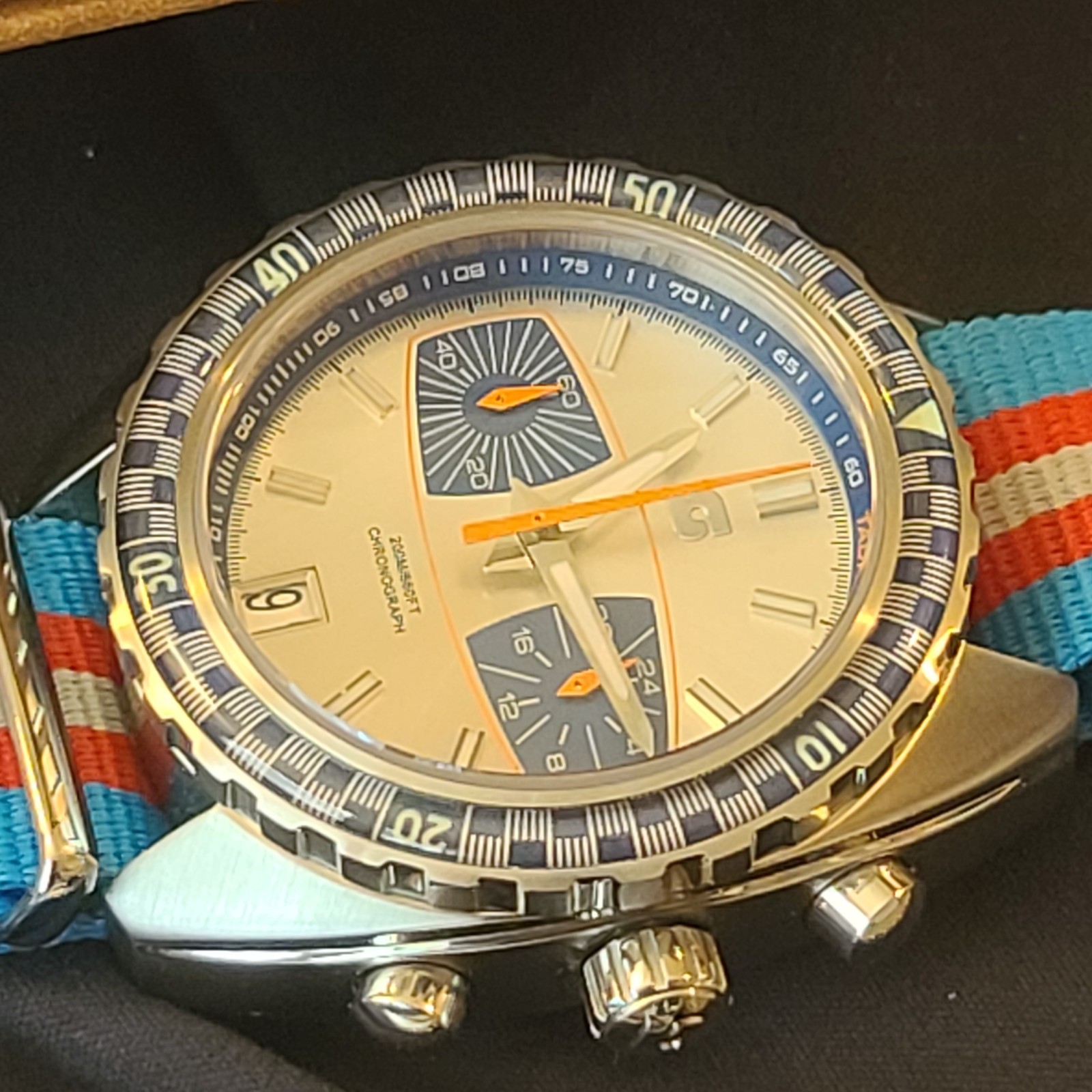 Straton Synchro Racing Chronograph Silver Blue Dial 40mm Quartz Blue Orange