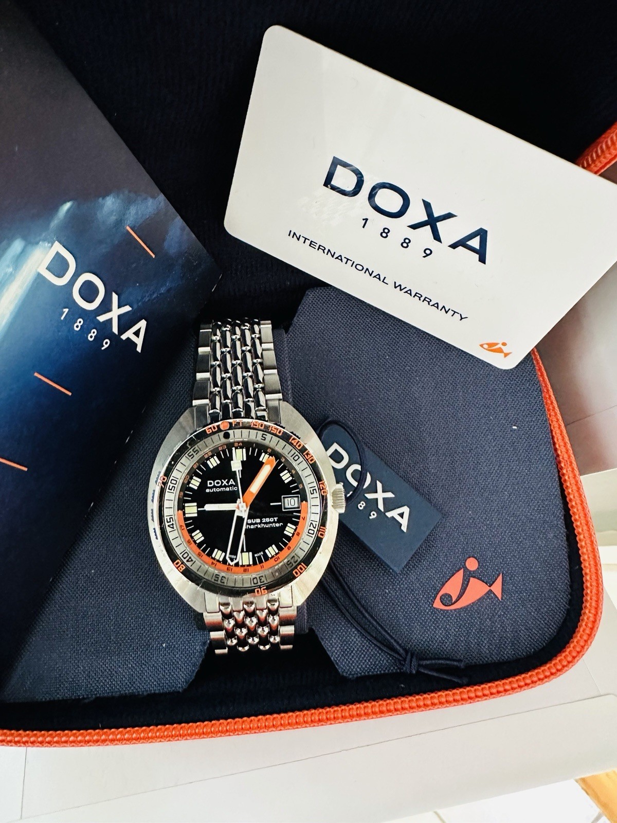 Doxa Sub 250T GMT Sharkhunter with SS Case and Orange GMT Hand