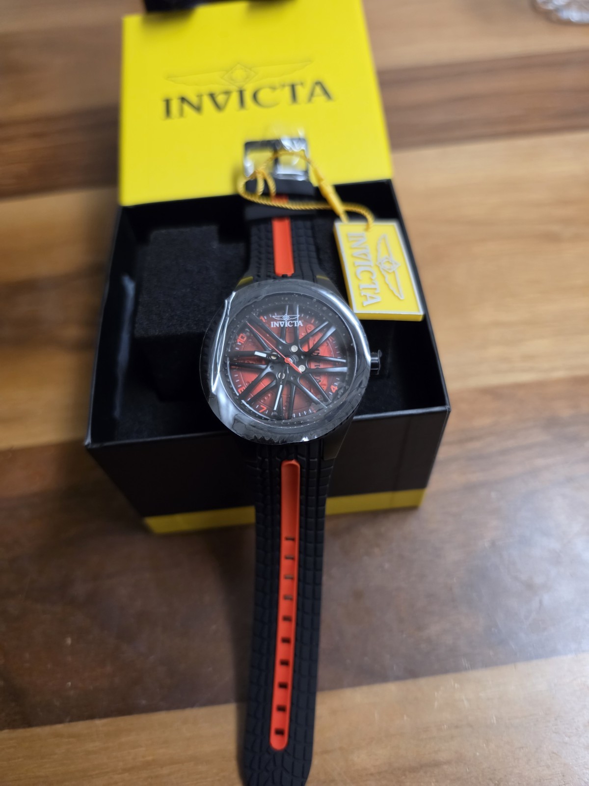 Invicta Men’s Sport Quartz Analog 50mm 50m Black/Red Dial Orange Strap Box