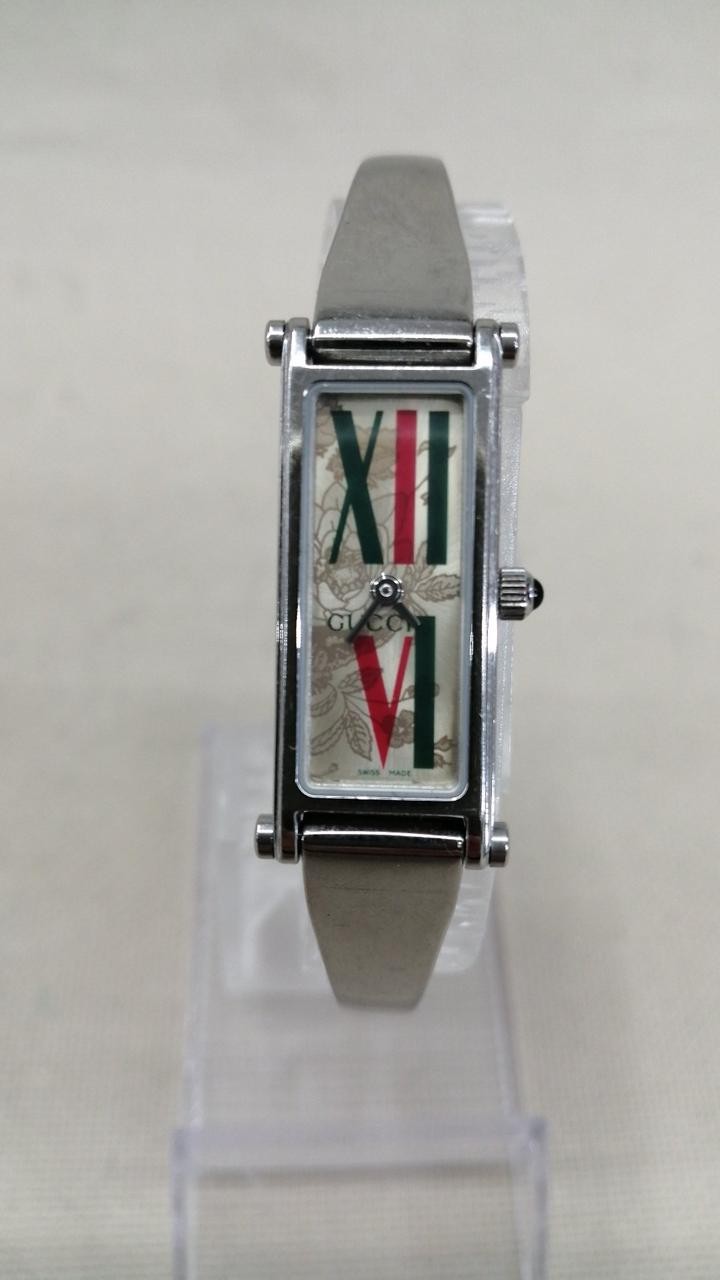 Gucci 1500L Quartz Women’s Watch Gold Tone Analogue 1-Month Warranty