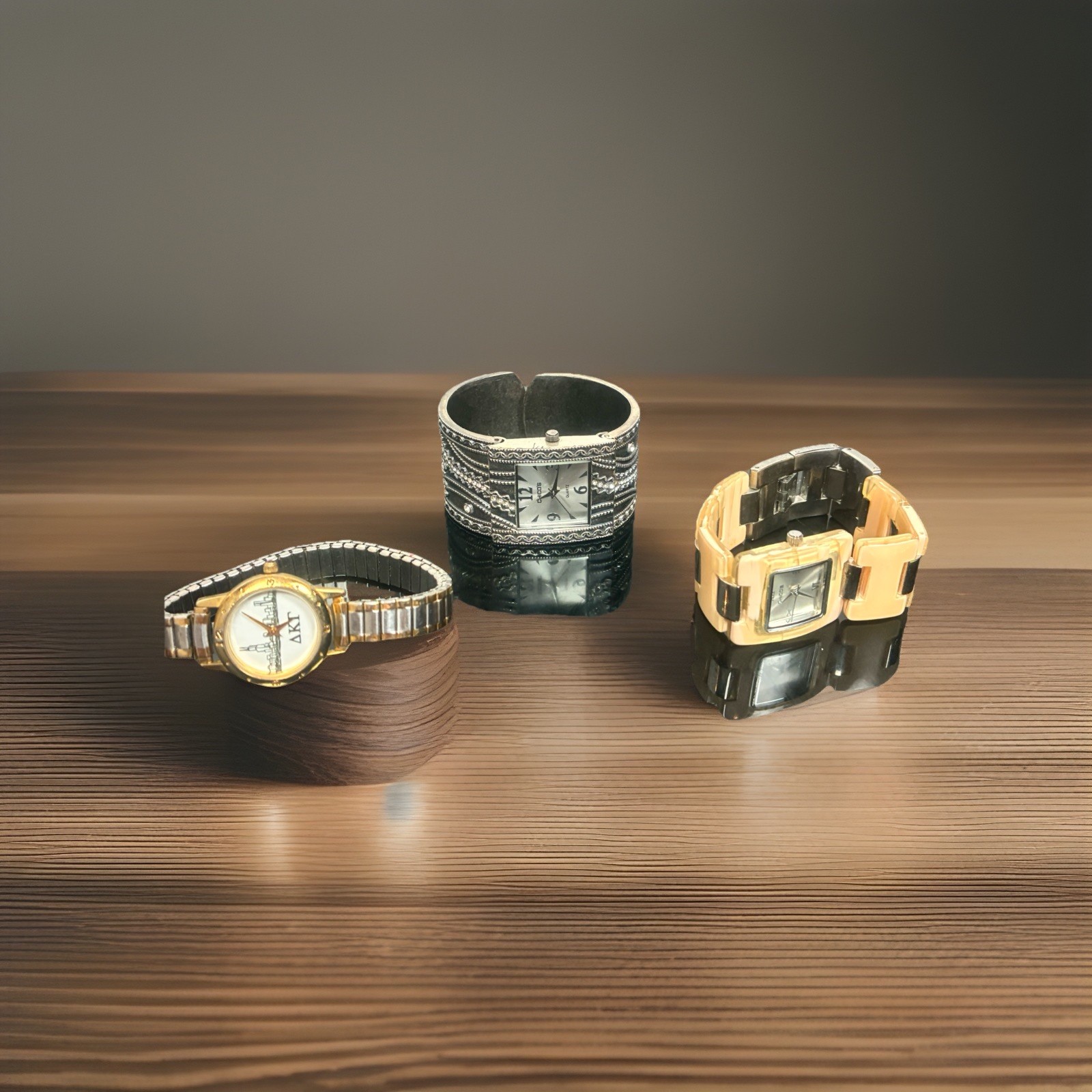 Women Watches Lot If 3 Mixed For All Occasions Chico Cuffed Watched Chico Banded