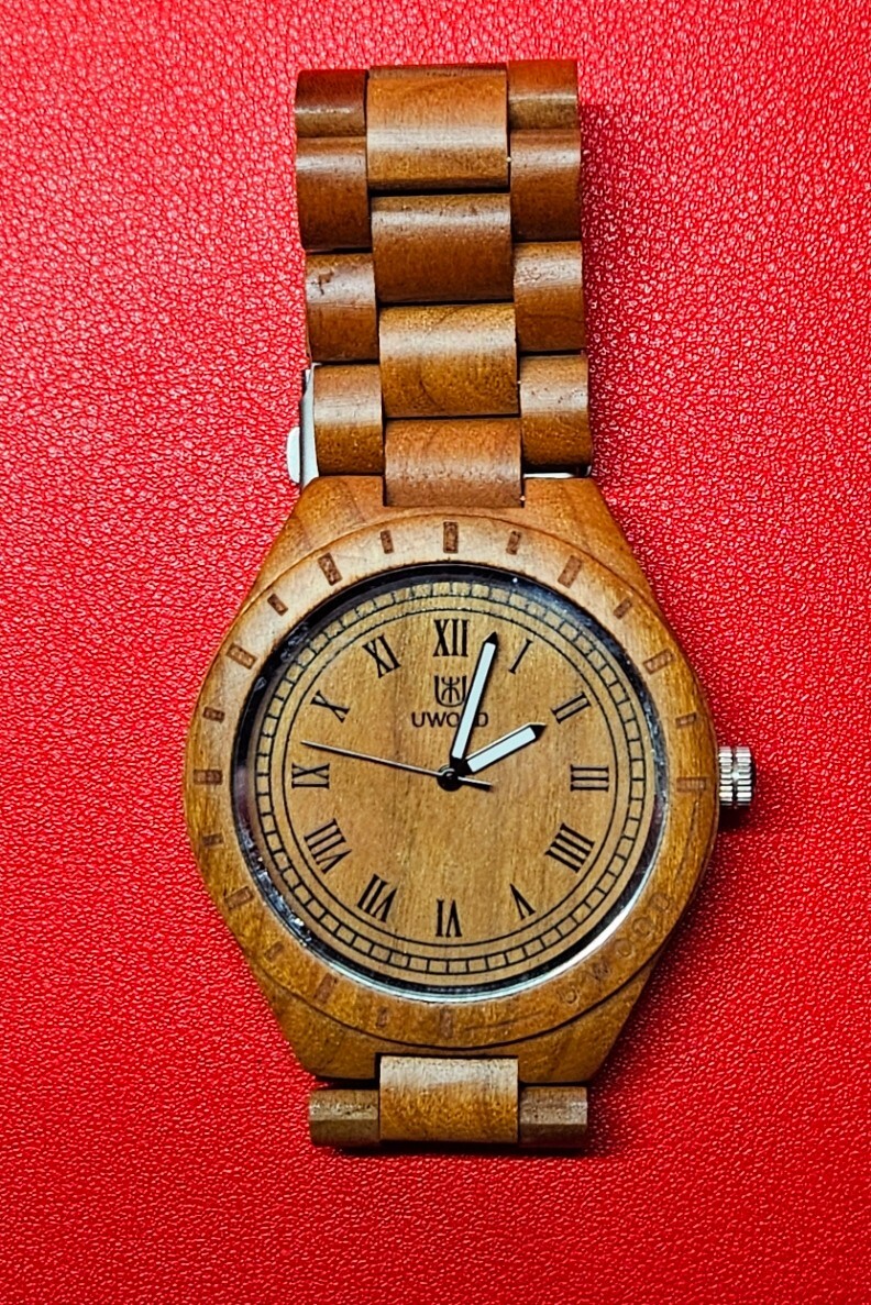 UWOOD Mens Natural Wood Watch Sandal Wood – Needs Battery / New Old Stock